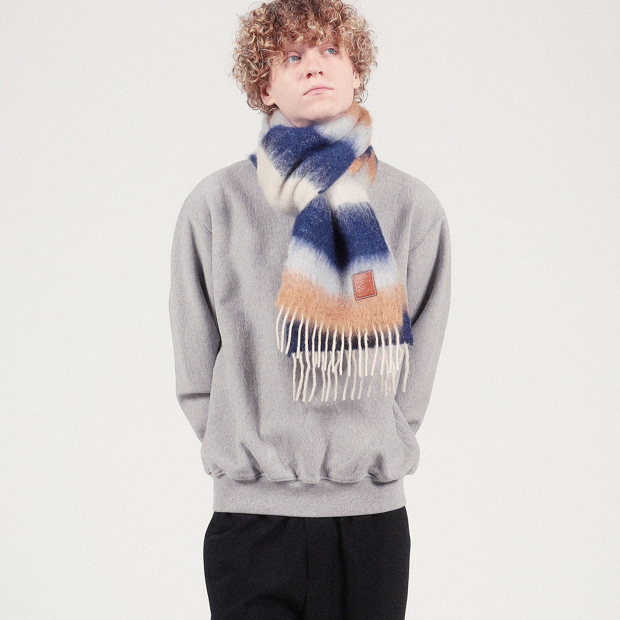 LOEWE ストライプモヘヤスカーフ｜トゥモローランド 公式サイト