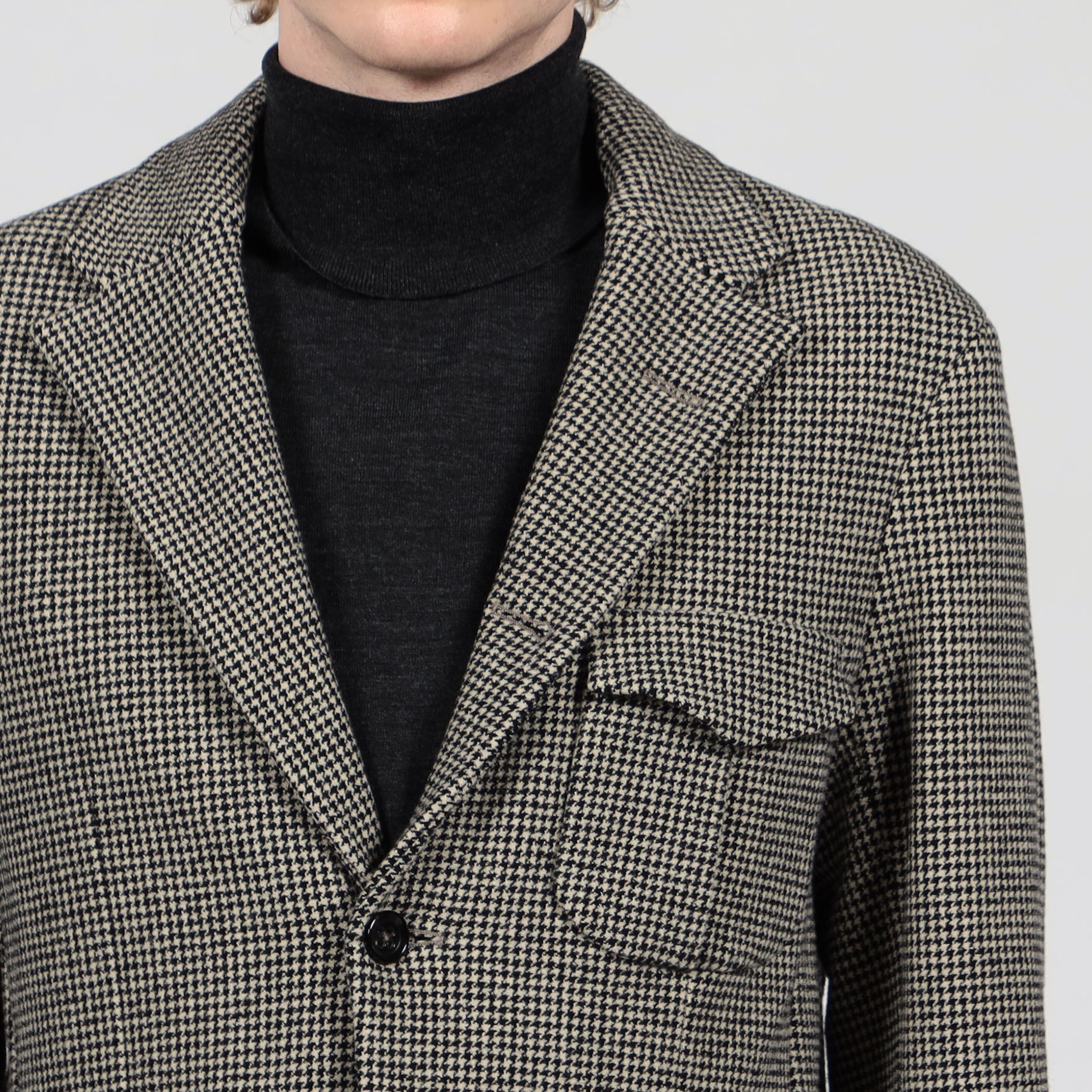 ウールナイロンポリウレタン 2WAYストレッチ シングルブレステッド 2B