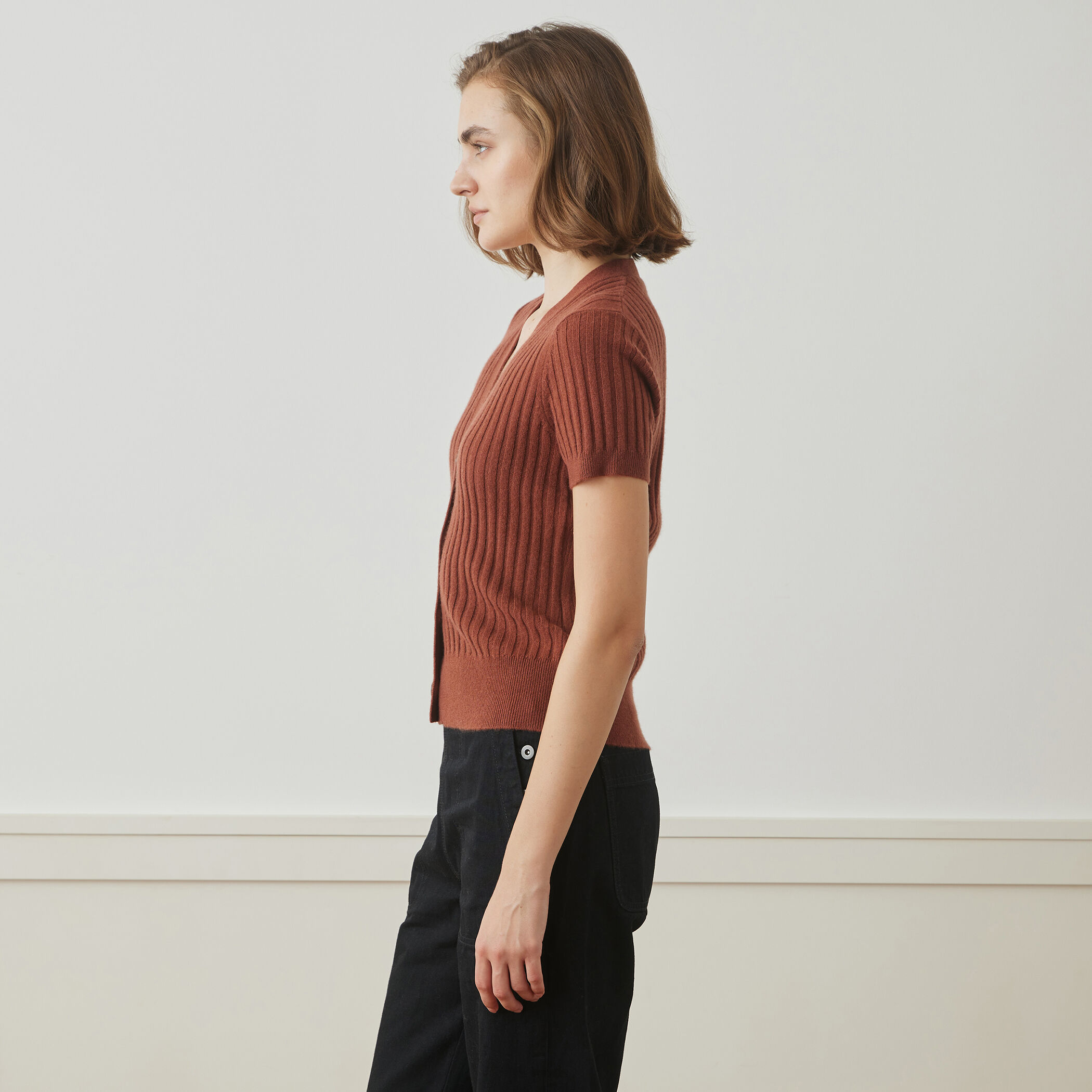 カシミヤリブ Vネックカーディガン WRBC2571｜トゥモローランド 公式通販