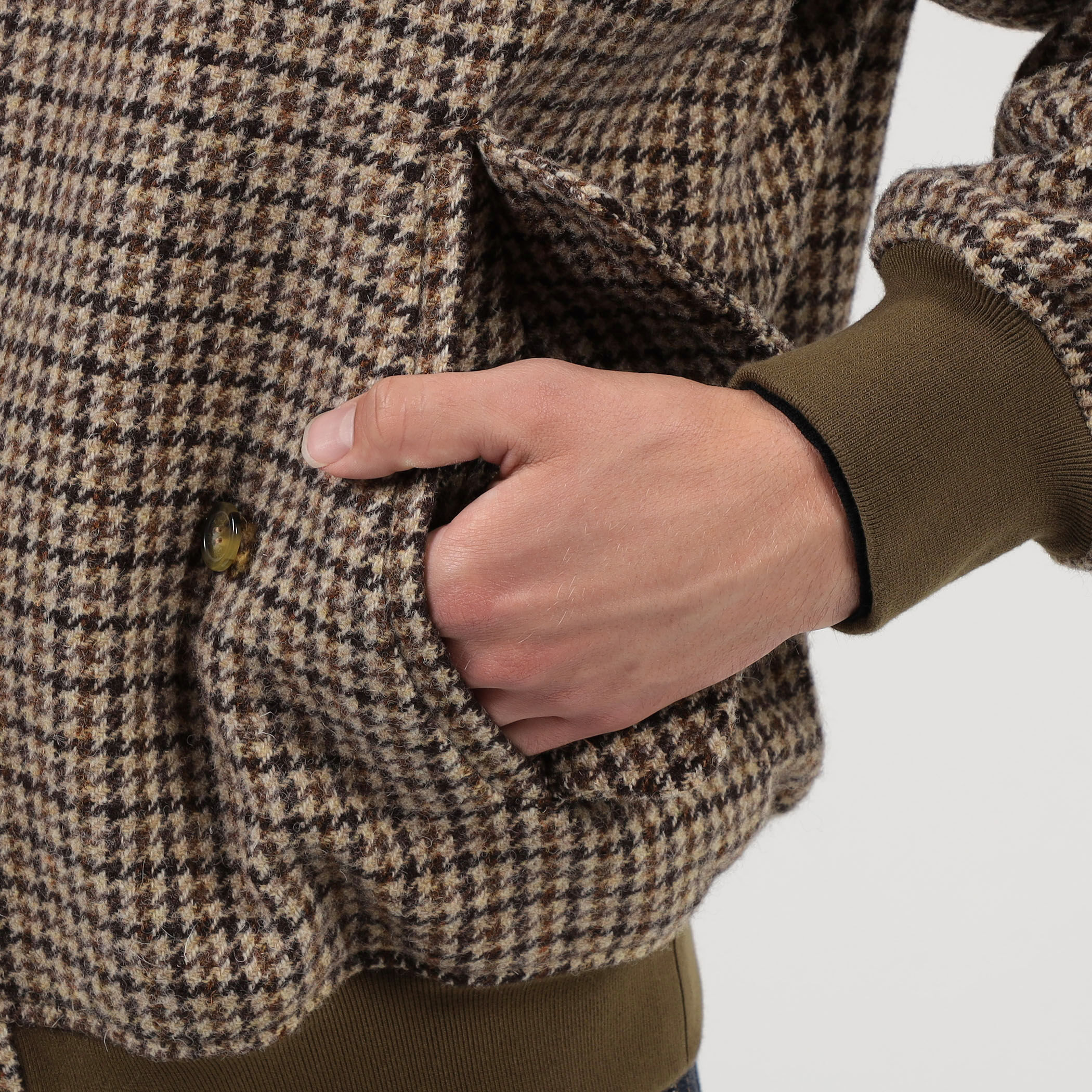 別注】BARACUTA G9 ウールツイード ブルゾン｜トゥモローランド 公式通販