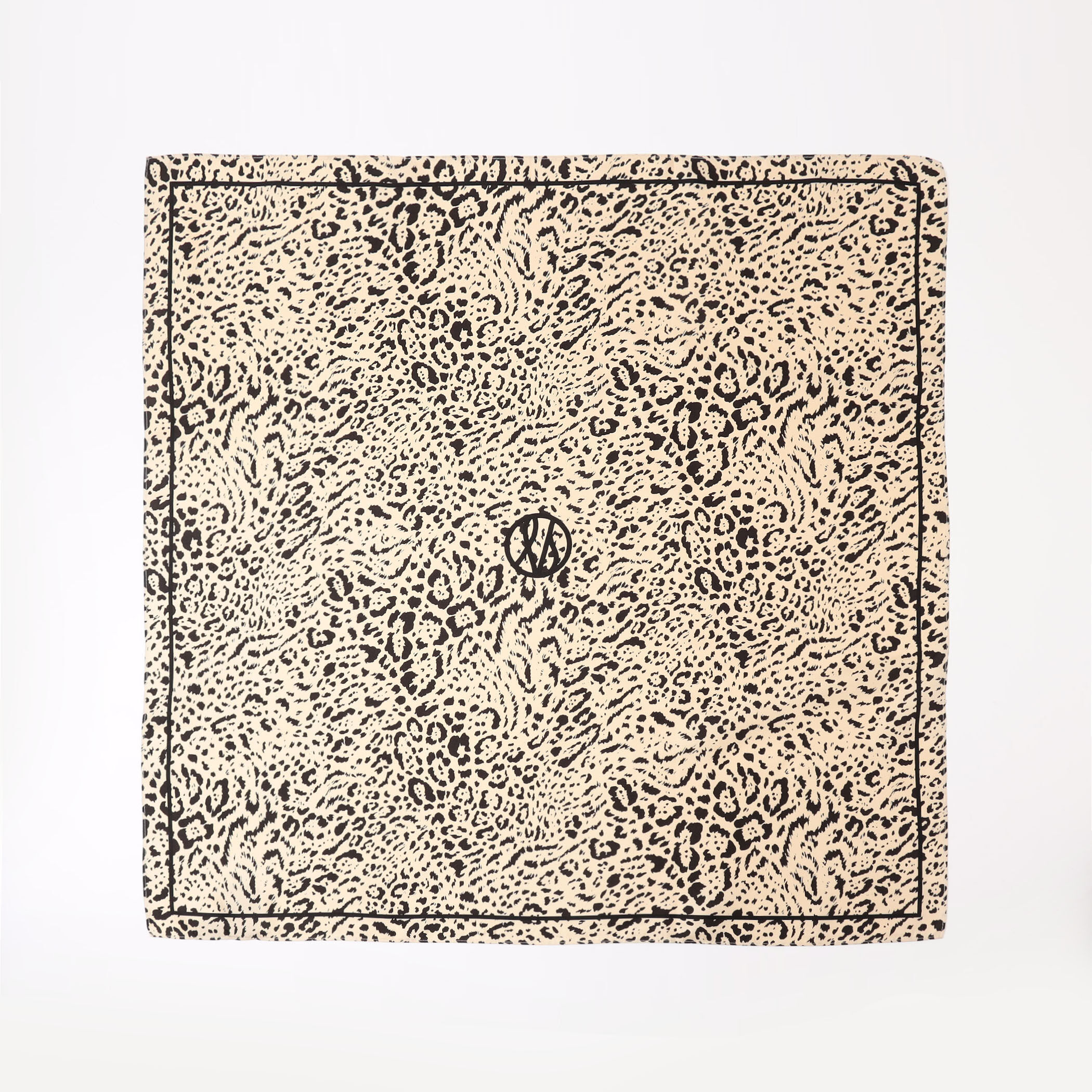 LE SCARF レオパード シルクスカーフ｜トゥモローランド 公式サイト