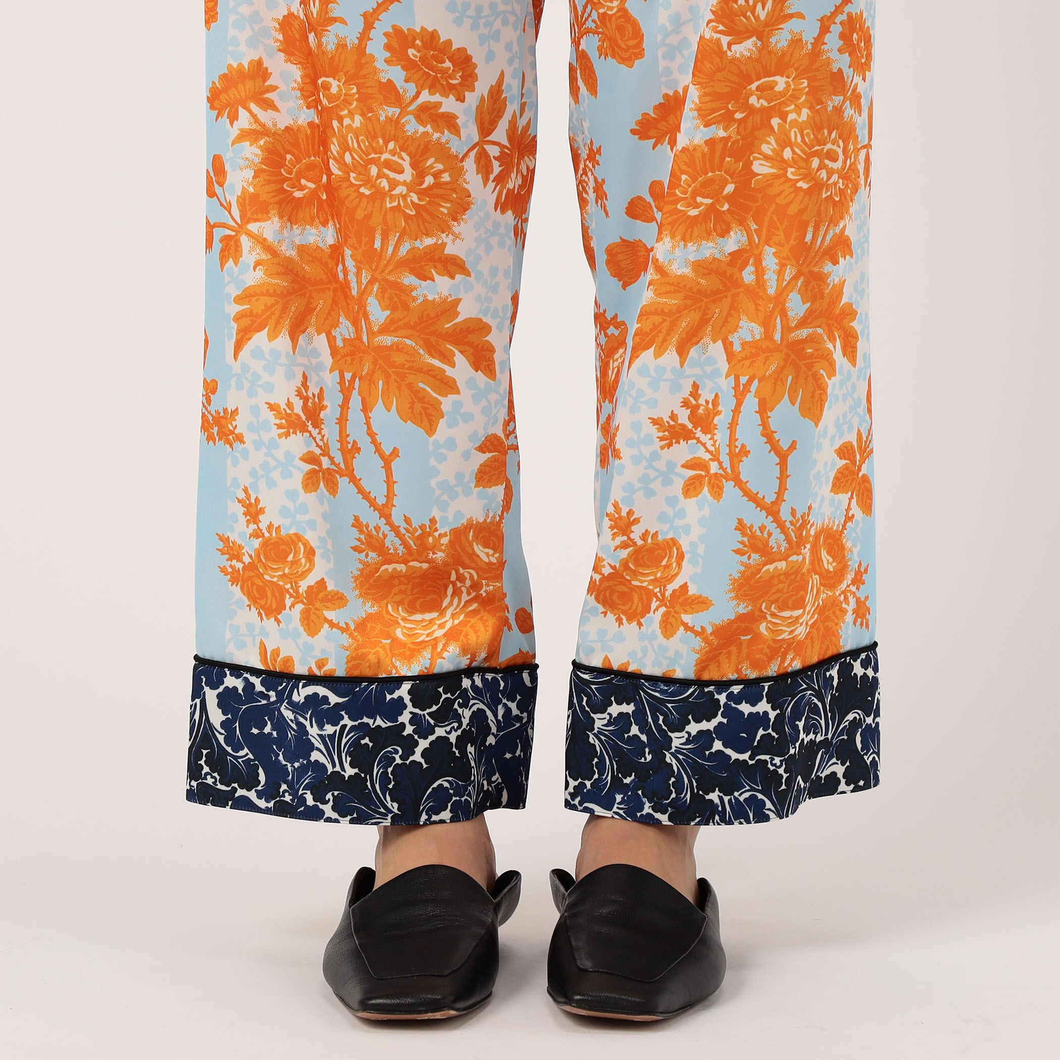 tomomo Kato / 158cm(TOMORROWLAND )スタイリング・コーディネート