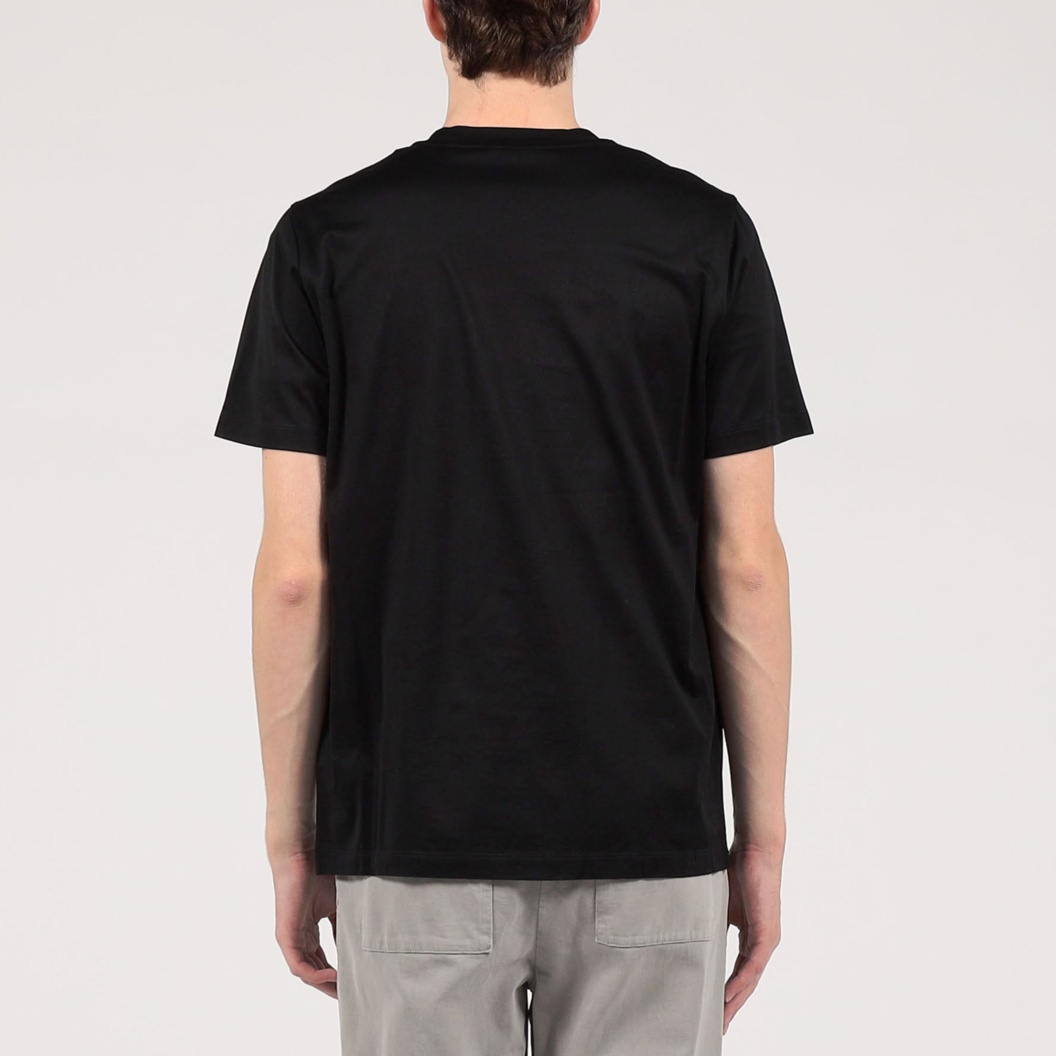 ★MONCLER★ポケット コットン Tシャツ Moncler パッチポケット Tシャツ | ブラック | FARFETCH JP