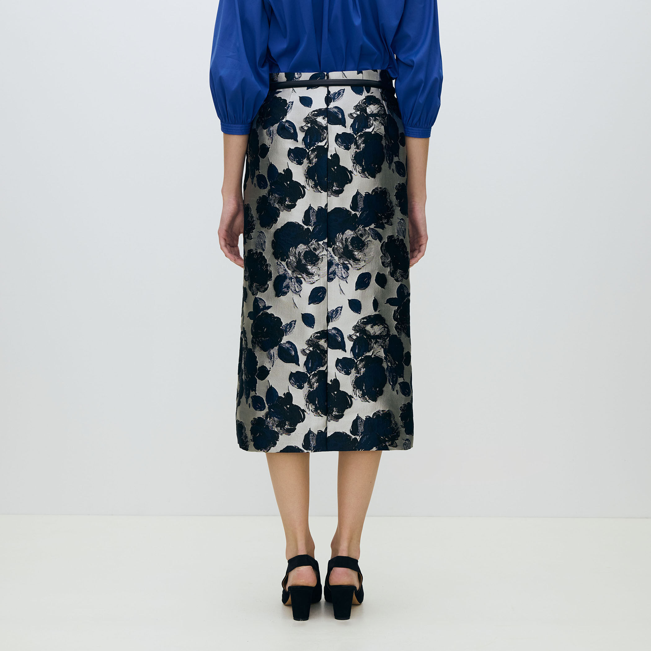 WEB先行予約】フラワージャカード サイドベントIラインスカート