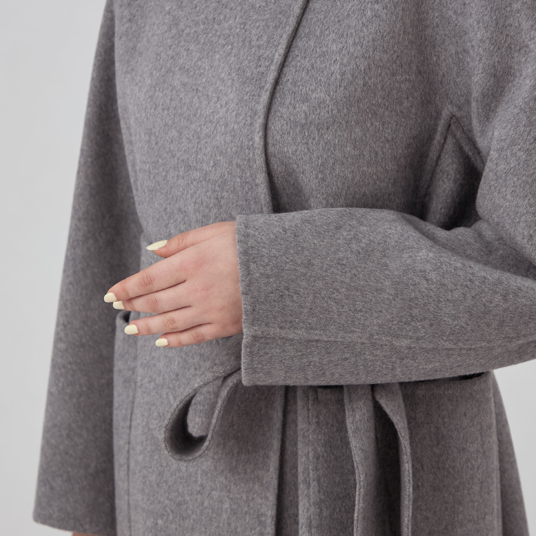 トゥモローランドballsey ノーカラーコート グレー系