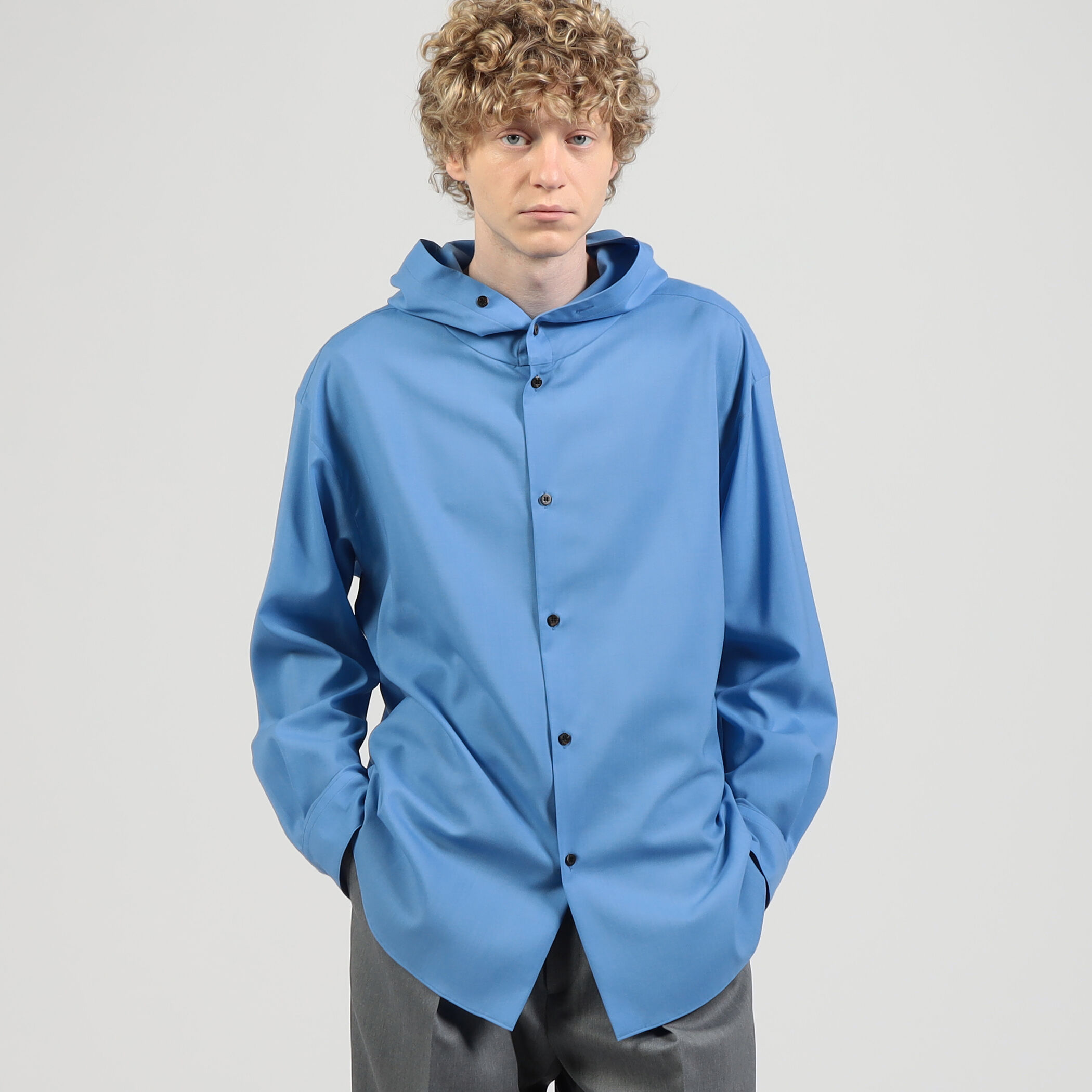 □OVERCOAT Dropped Shoulder Top｜トゥモローランド 公式通販