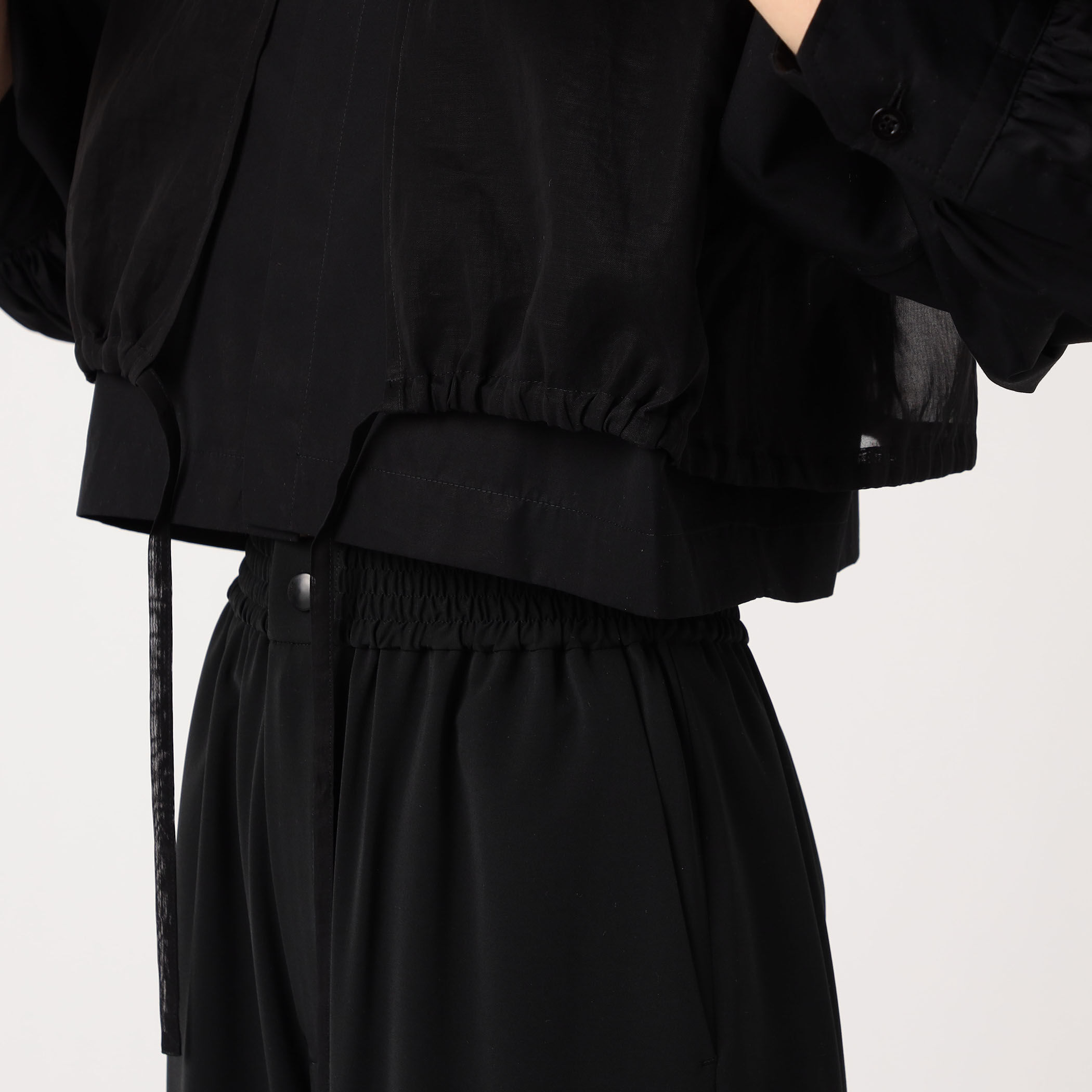 HYKE COTTON BALLOON SLEEVE BLOUSE｜トゥモローランド 公式通販