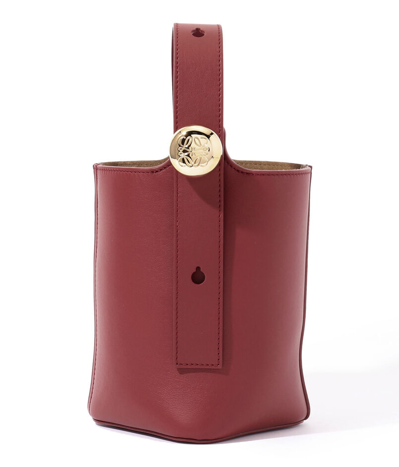 LOEWE ぺブルバケットミニバッグ