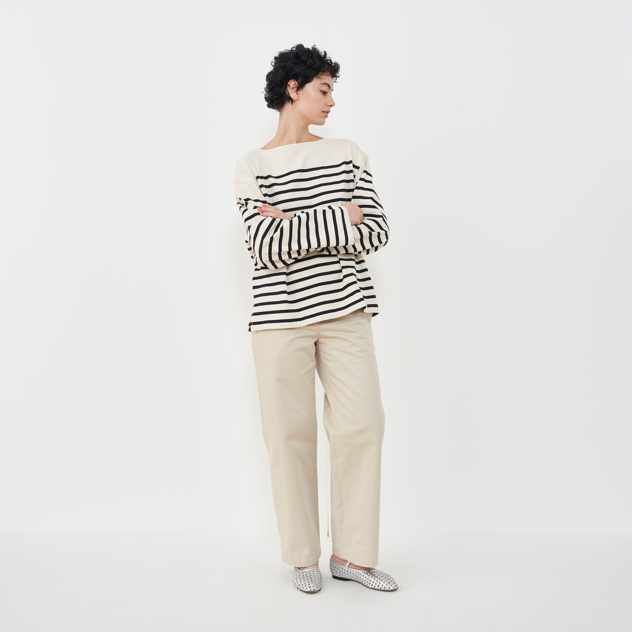 ワイドプルオーバー □ドライコットン オーバーサイズドプルオーバー｜トゥモローランド