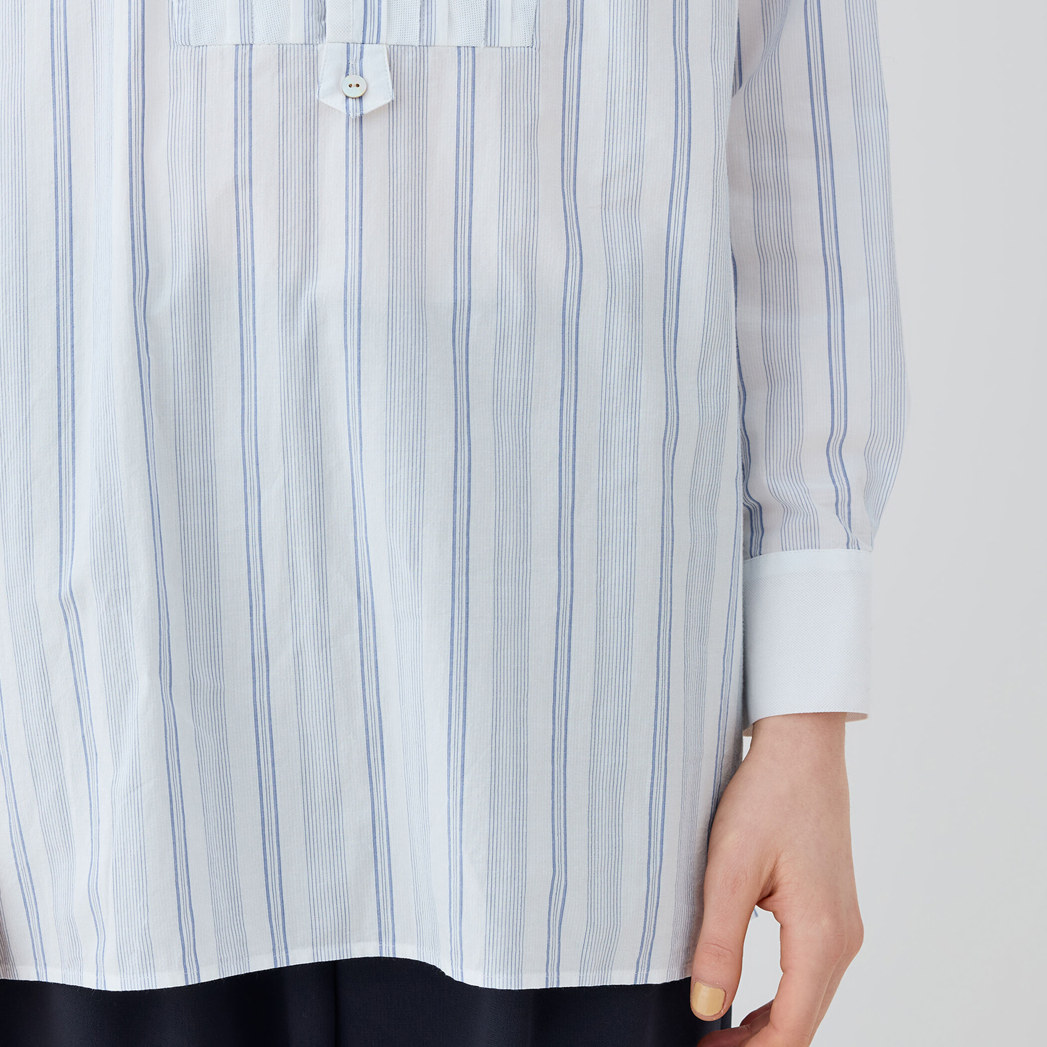 □コットン スタンドカラー ブザムシャツ｜トゥモローランド 公式通販