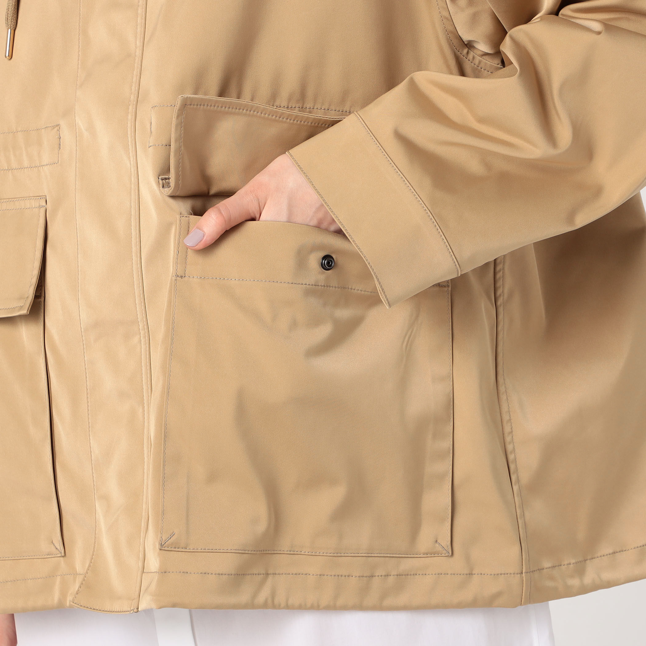 ダブルサテン フーディーブルゾン｜トゥモローランド 公式通販