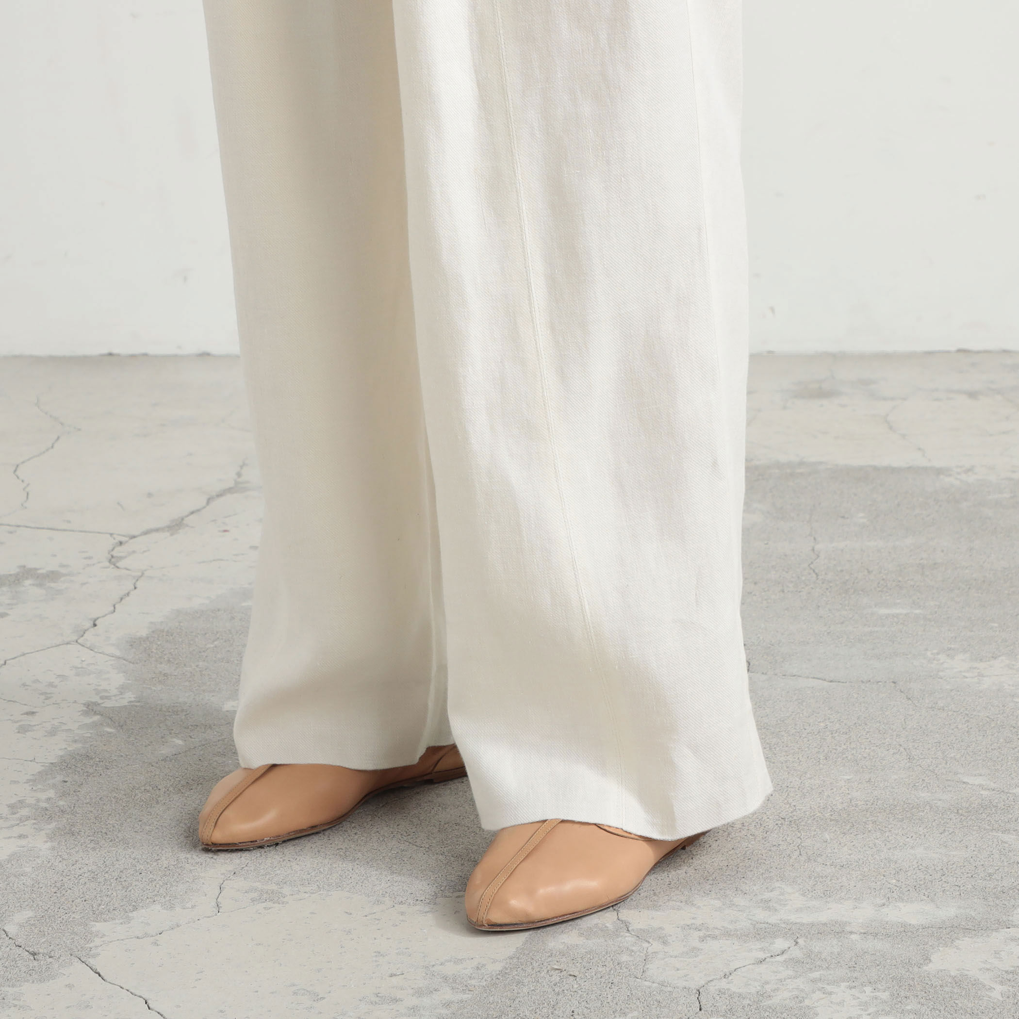BACCA（バッカ）の「クレープリネン タックパンツ（その他パンツ