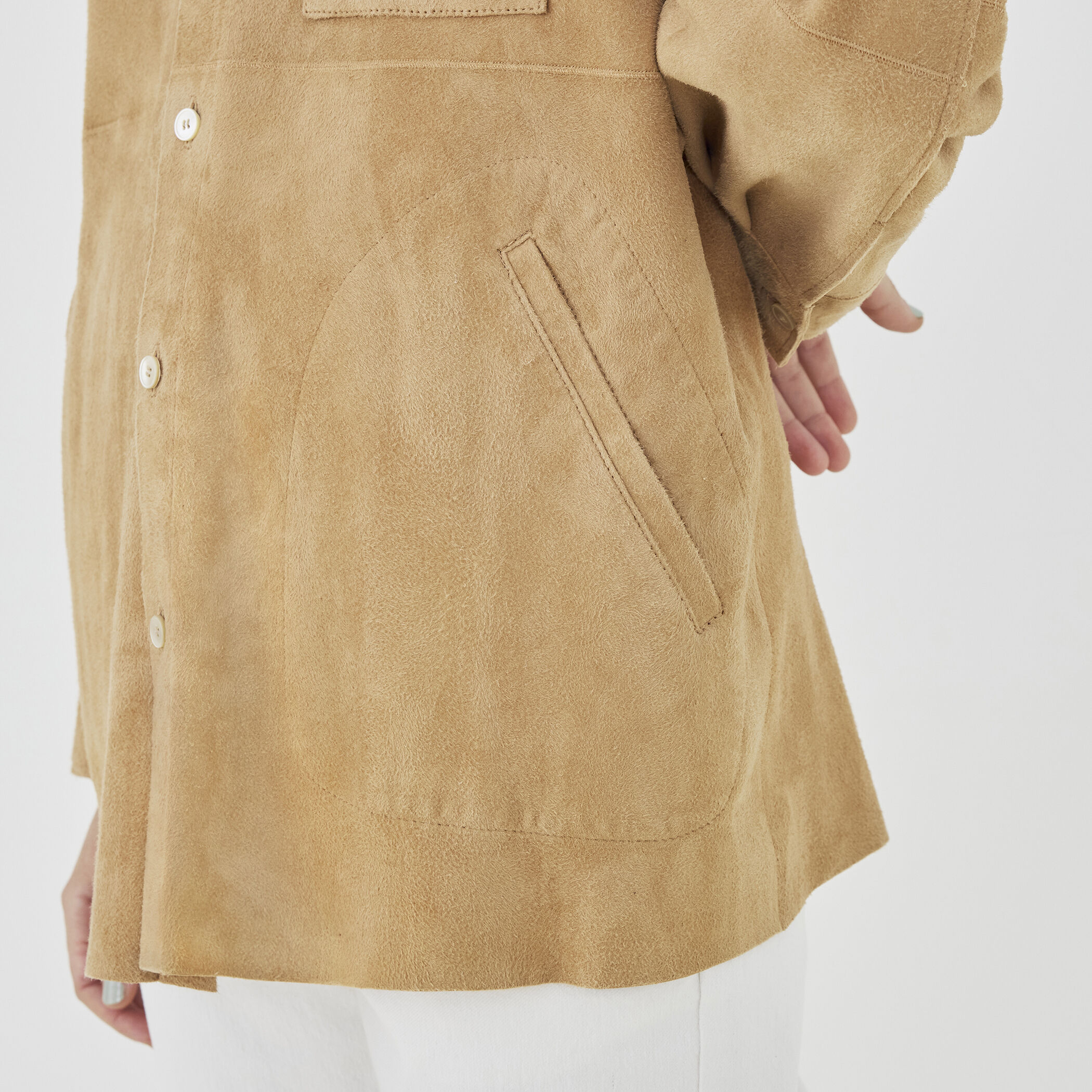 WEB先行予約】ダウニーラムスエード シャツブルゾン｜トゥモローランド