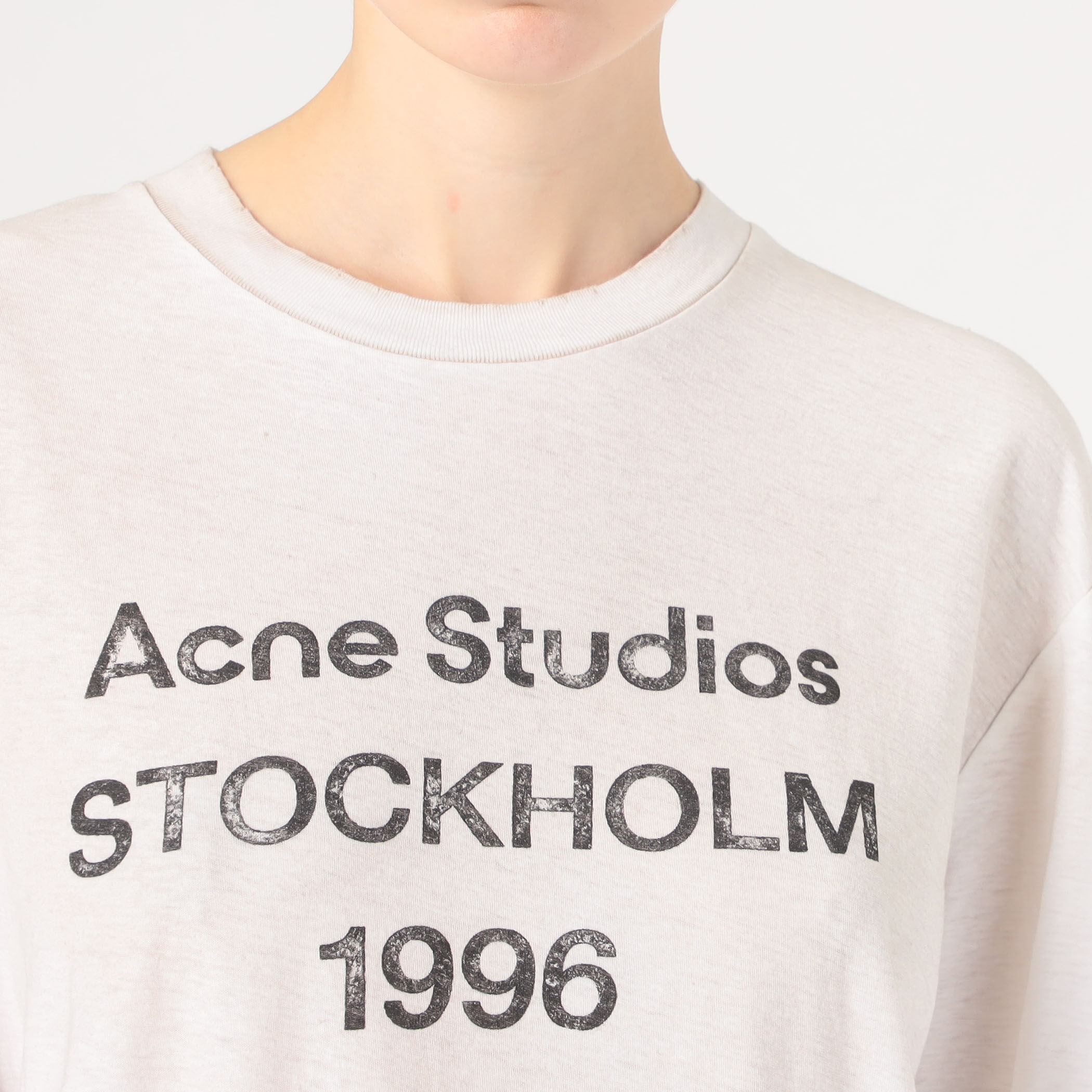 Acne Studios ロゴロングスリーブTシャツ｜トゥモローランド 公式通販