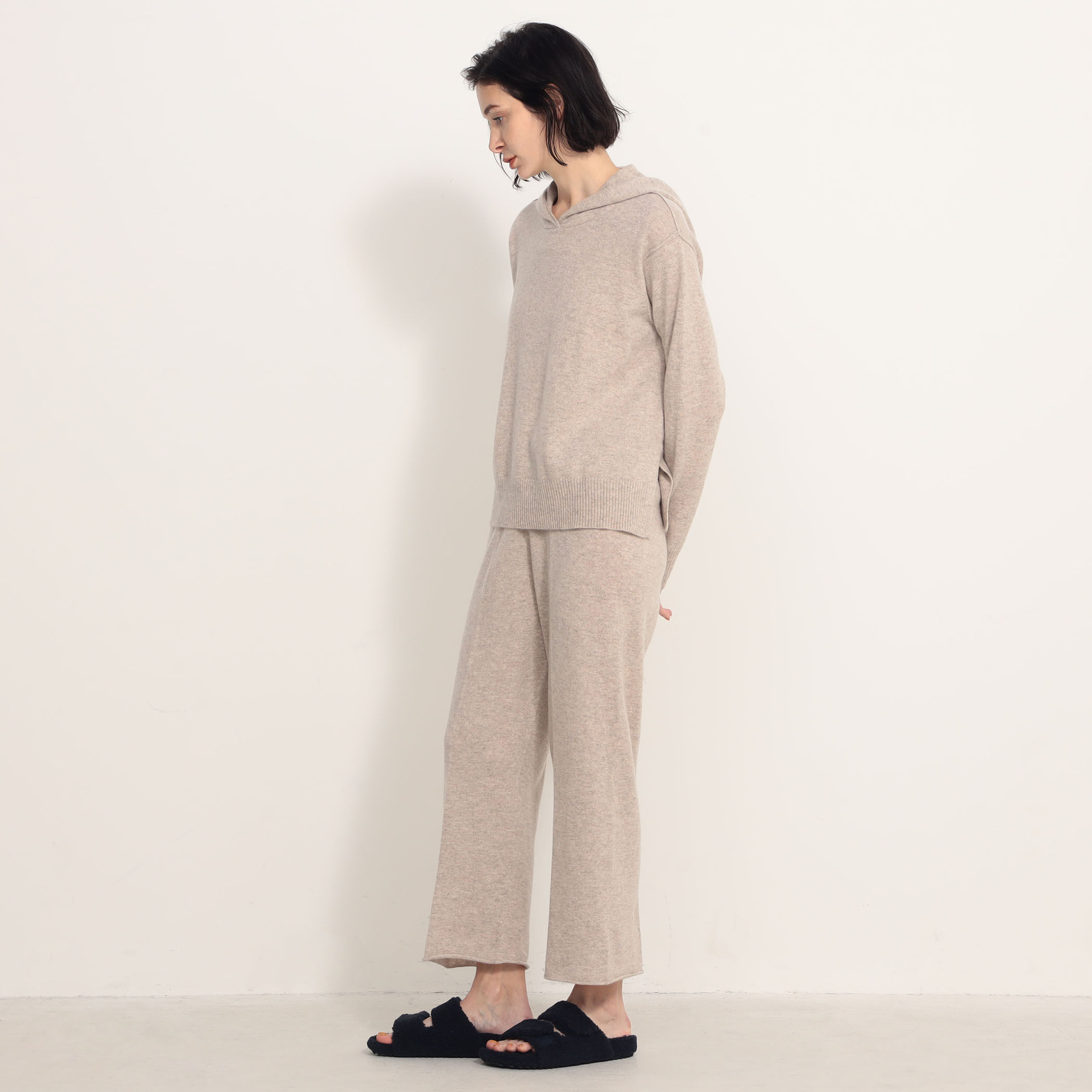 カシミヤ ドローストリングパンツ WRBC1969｜トゥモローランド 公式通販