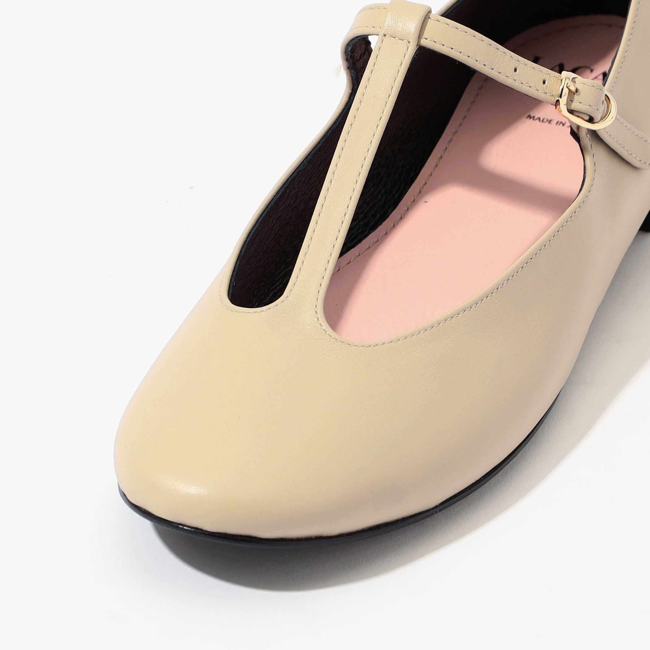 【美品】TOMORROW LANDストラップシューズ フラットシューズ 37 美品】TOMORROW LANDストラップシューズ フラットシューズ 37 【公式通販】