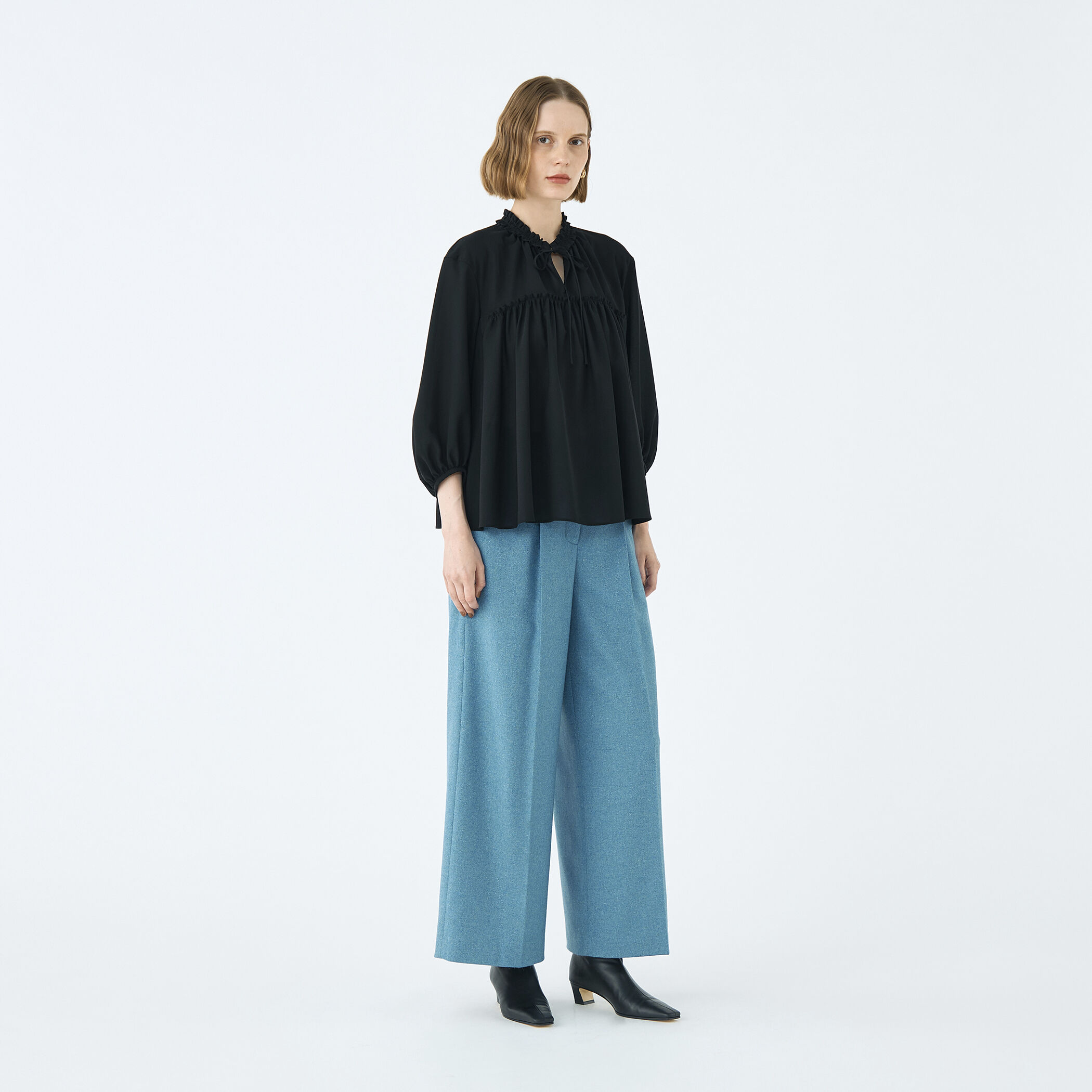 シアートロピカル ボリュームギャザーブラウス｜トゥモローランド 公式通販