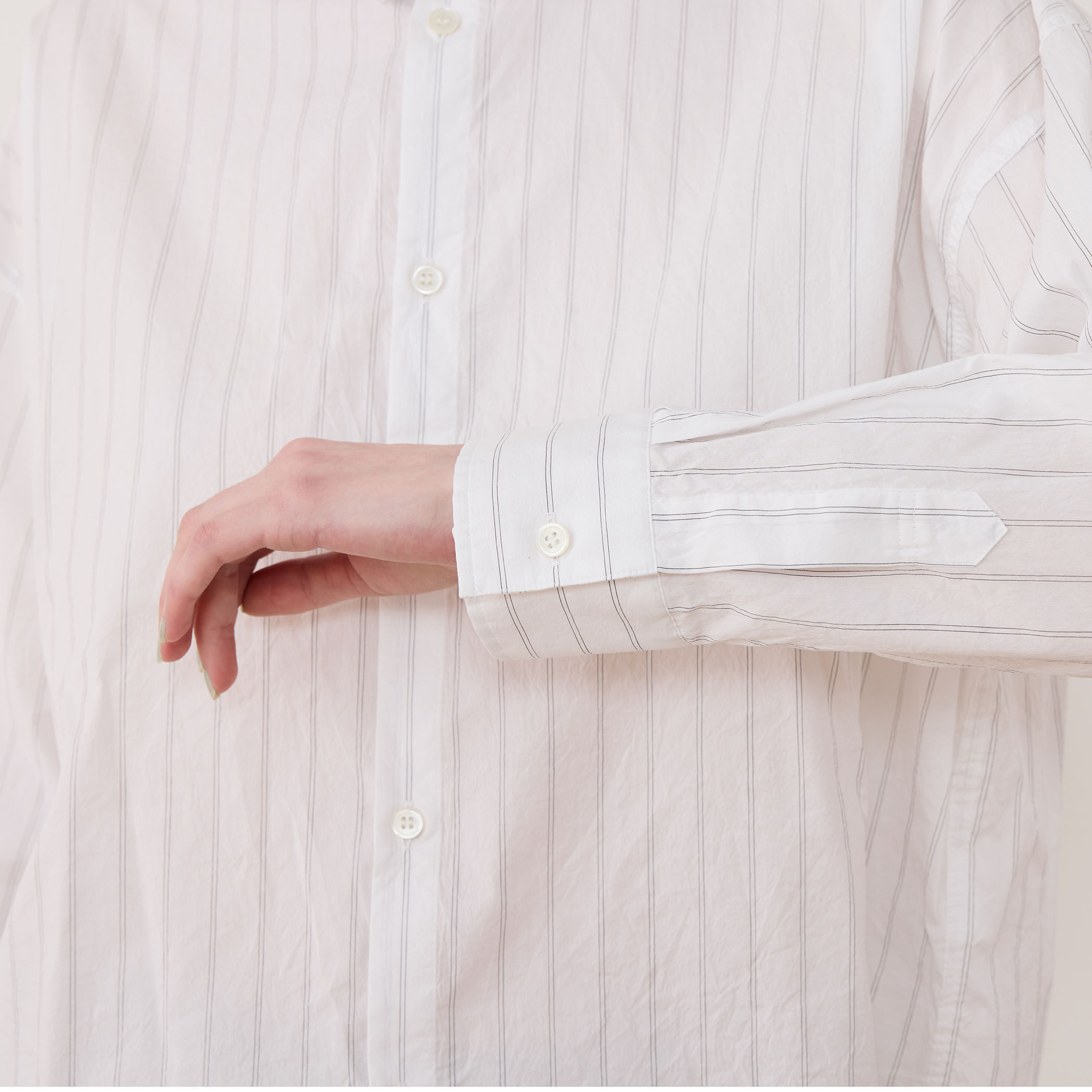 コットンシルクブロード ドロップショルダーシャツ｜トゥモローランド