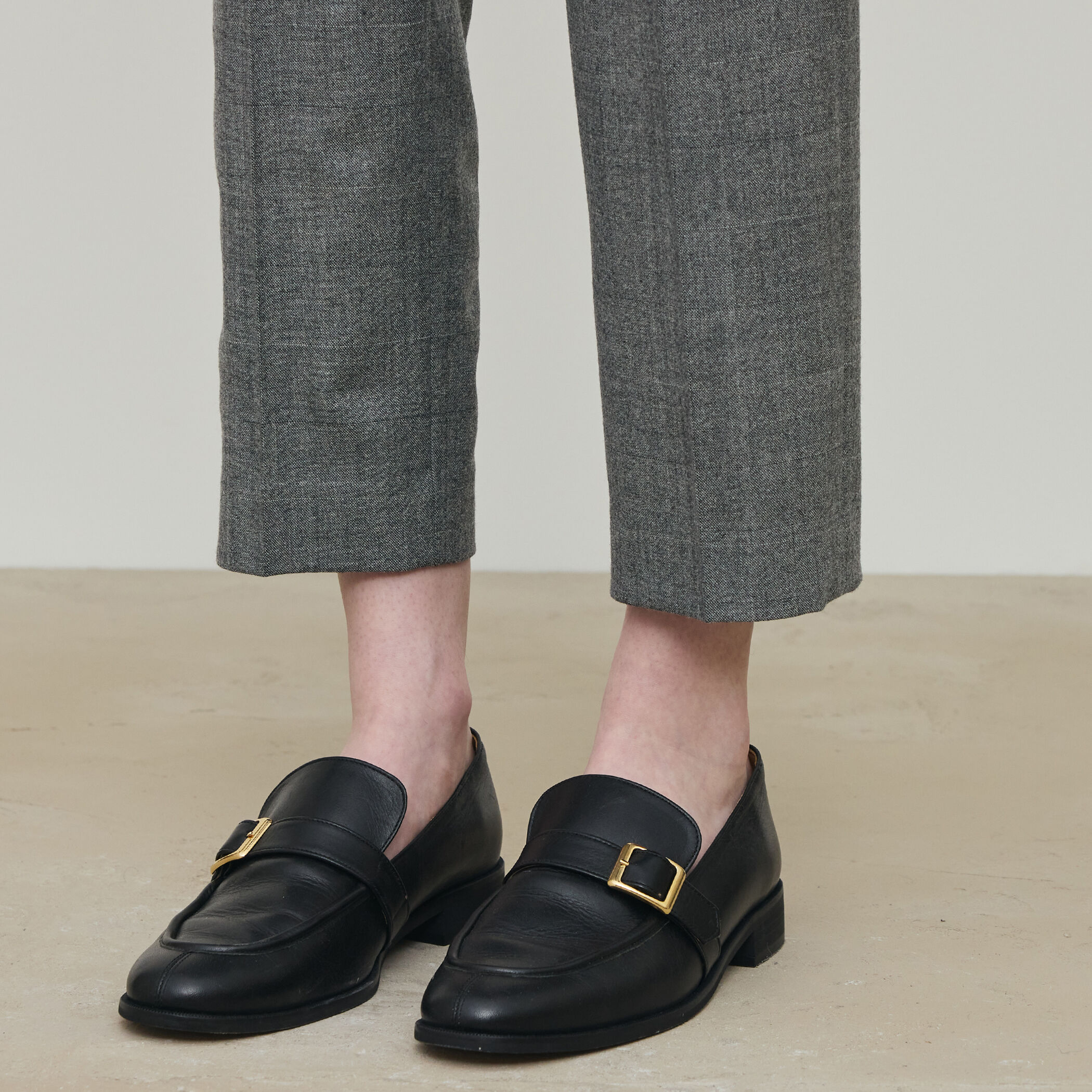 フランネルウールストレッチ シガレットパンツ｜トゥモローランド 公式通販