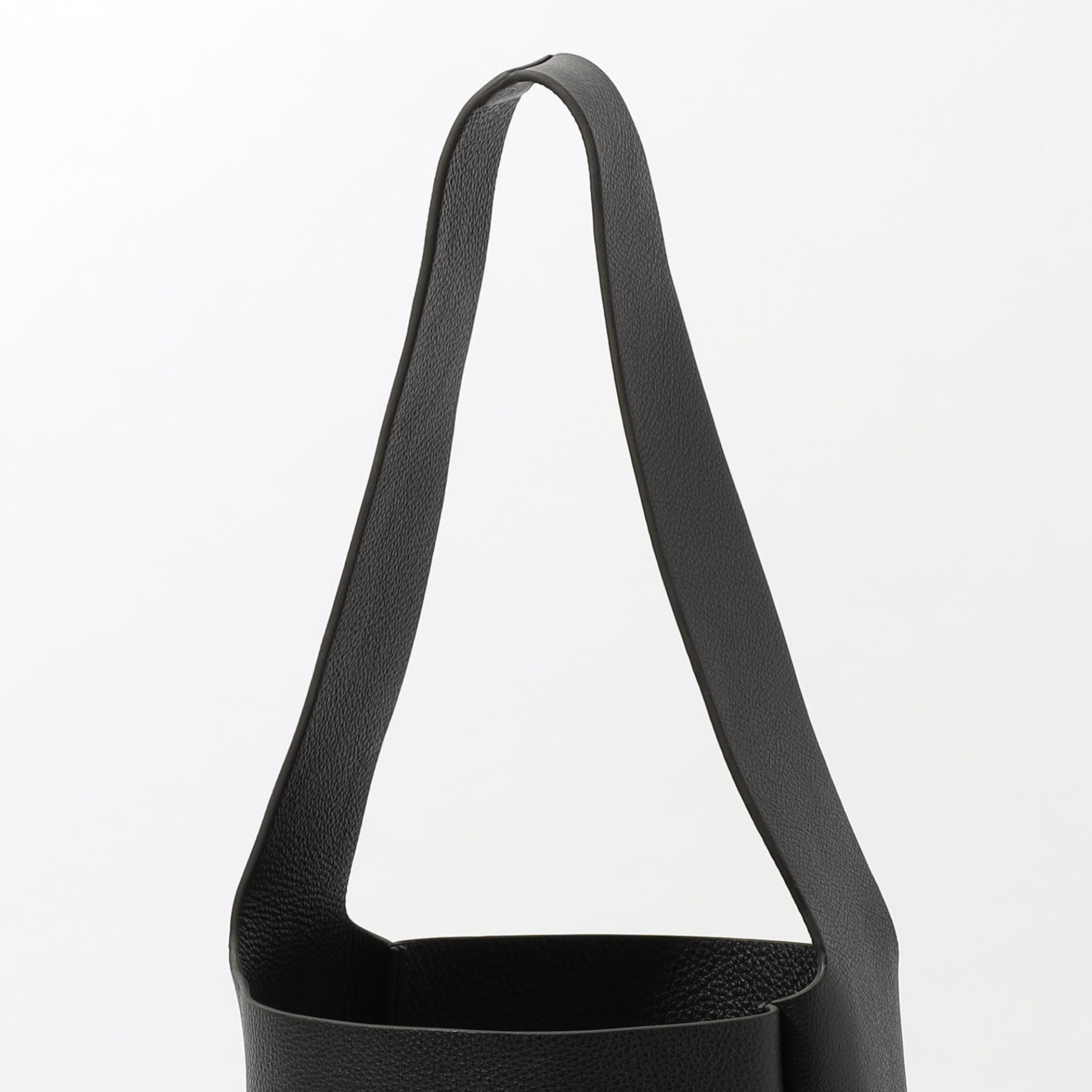Aeta SHOULDER:S｜トゥモローランド 公式通販