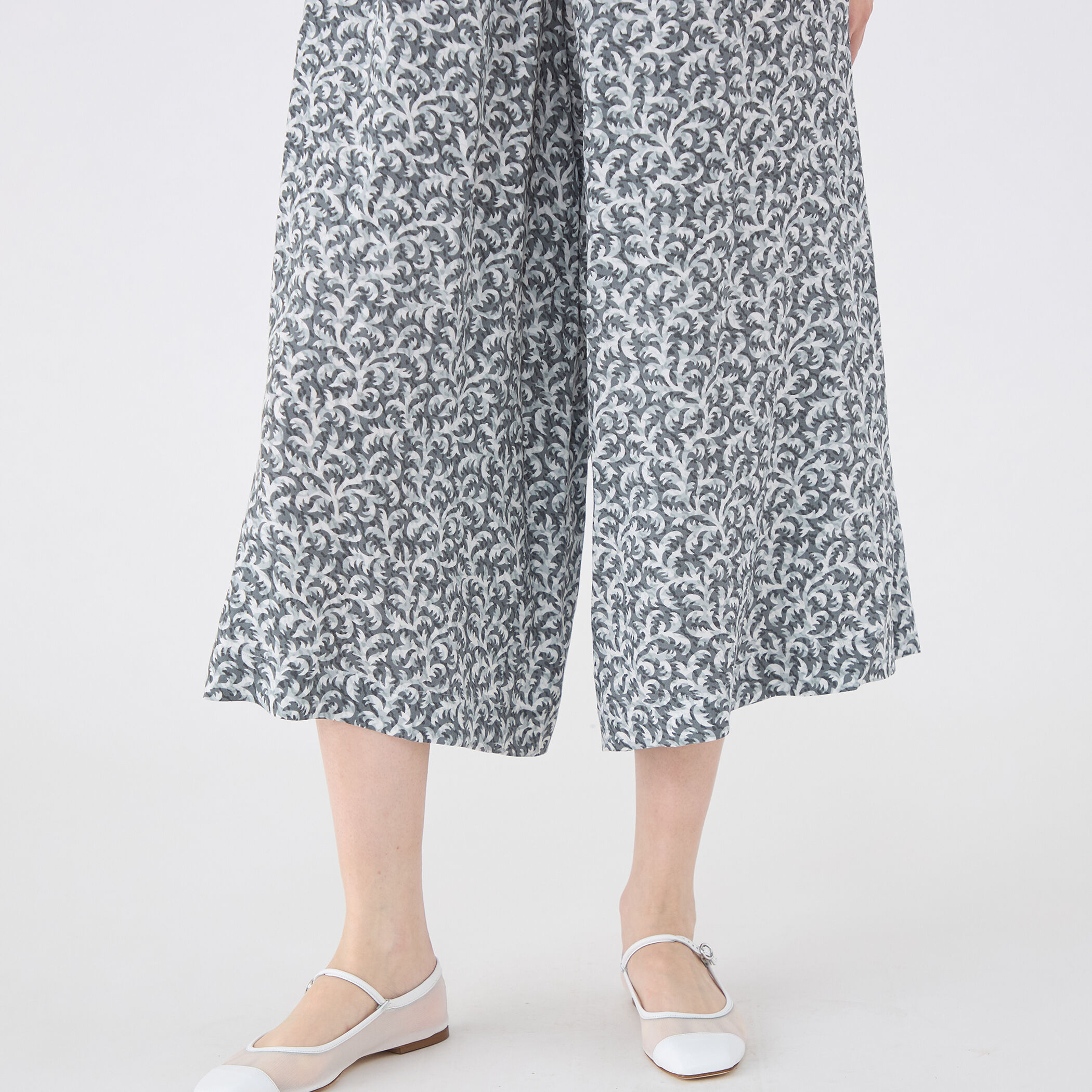 レーヨンツイルプリント コンビネゾン｜トゥモローランド 公式通販