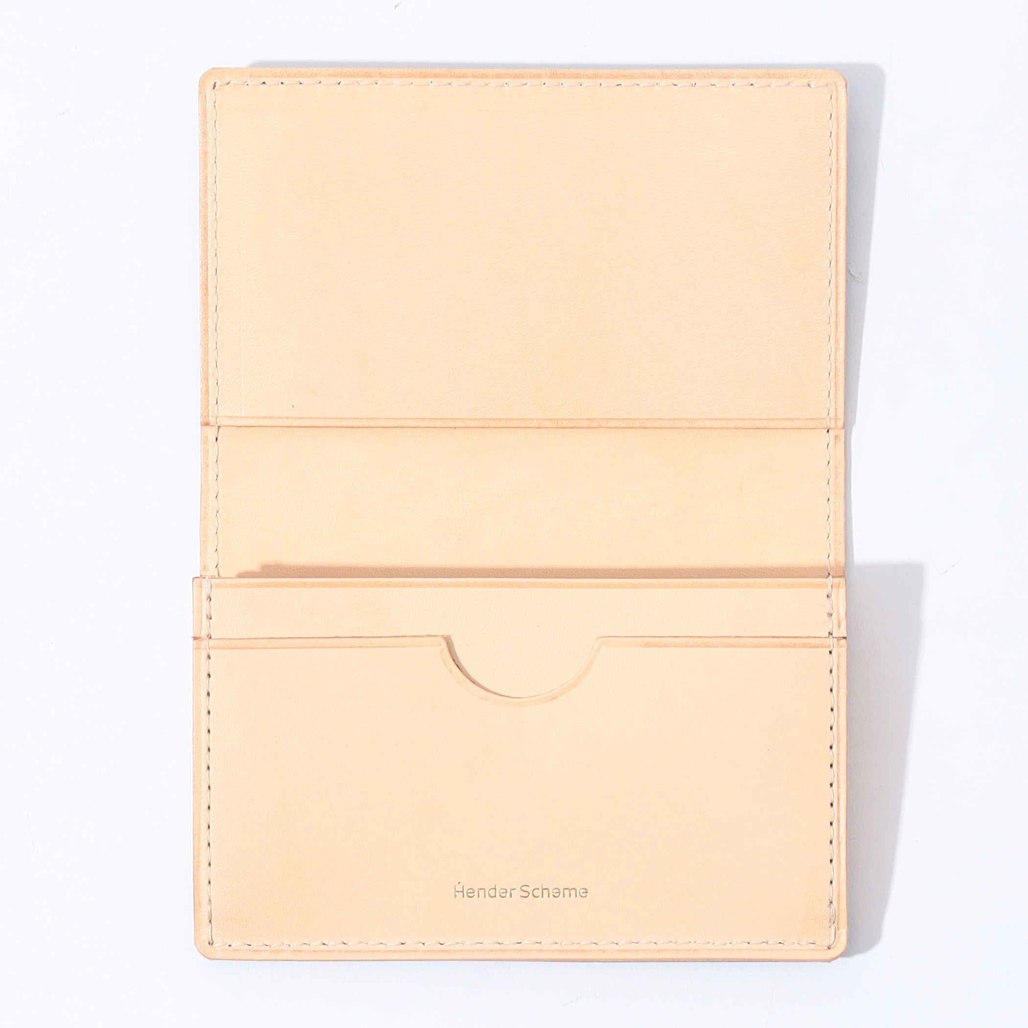 Hender Scheme ベージュ レザー名刺入れ Hender Scheme folded card case ナチュラル｜ファッション小物