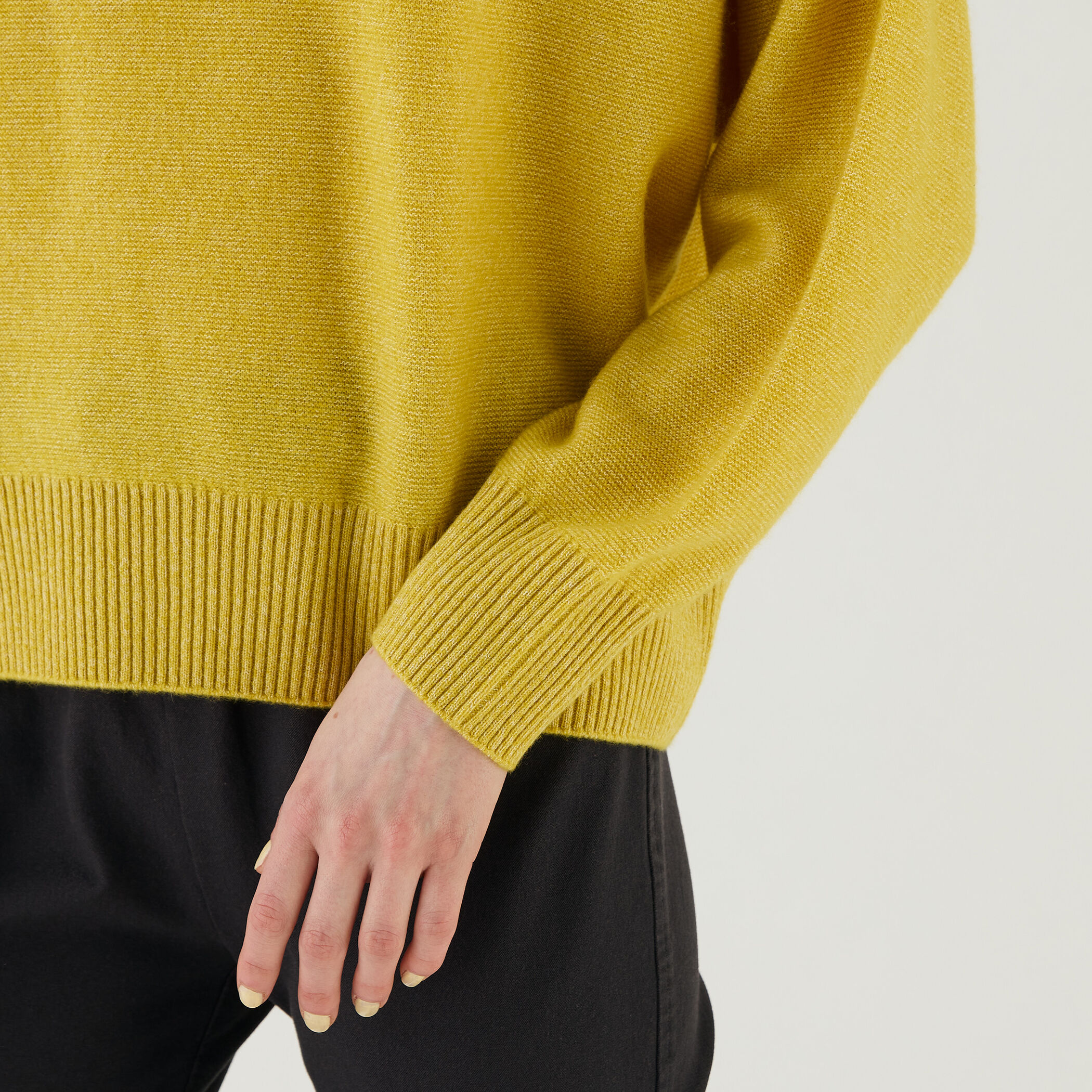 カシミヤコットン ビルドネックプルオーバー｜トゥモローランド 公式通販