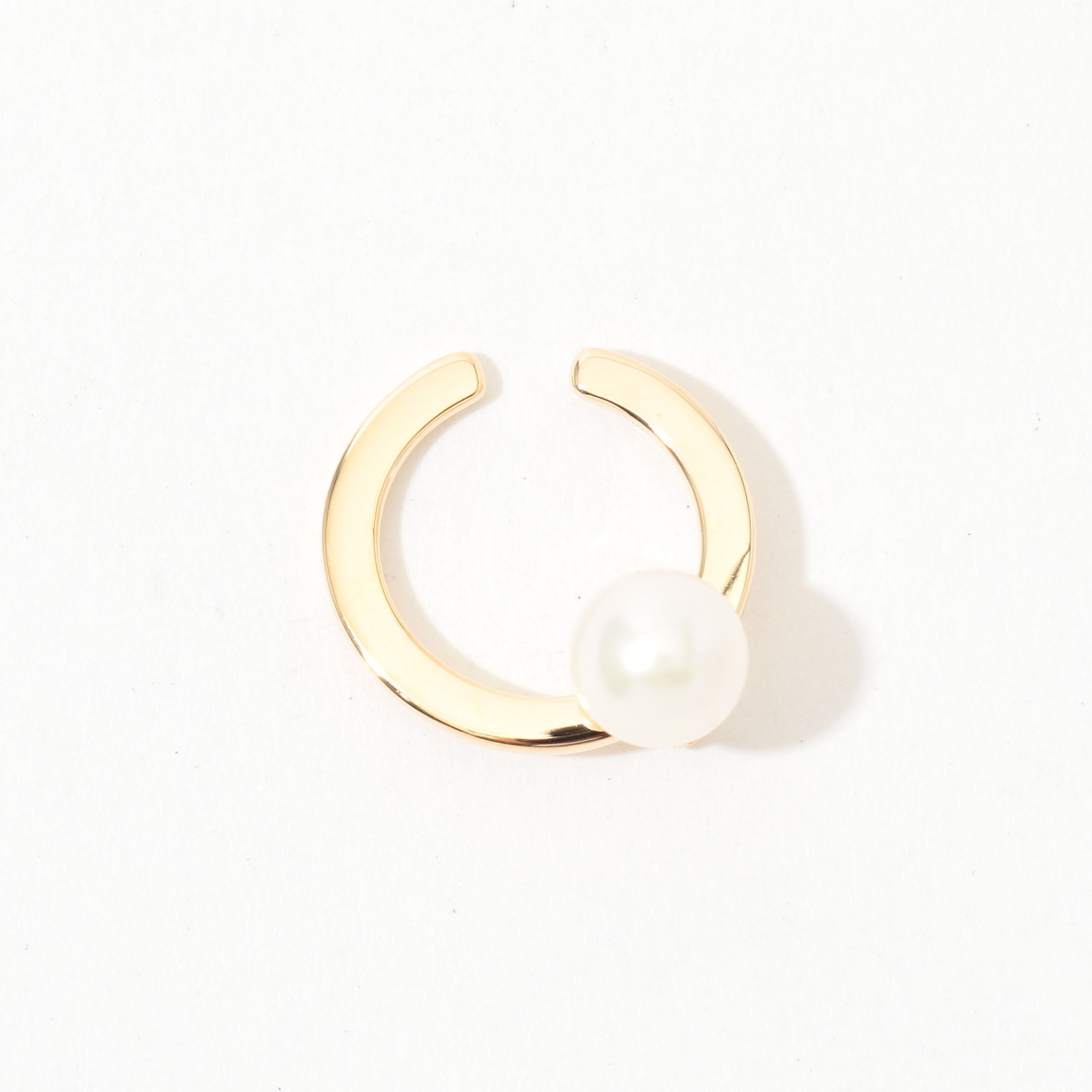 Hirotaka Bumble Bee Pearl Diamond イヤーカフ｜トゥモローランド