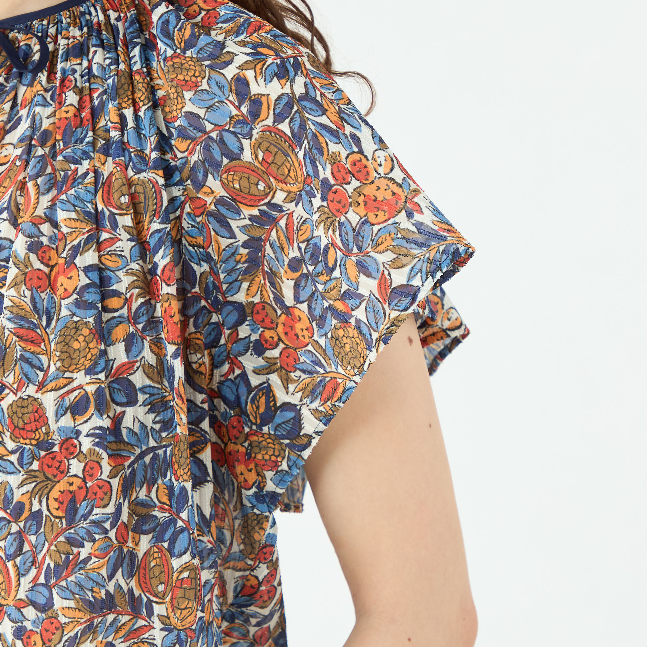 セルロースポリエステルプリント ギャザーブラウス セルロースポリエステルプリント ギャザーブラウス | maison