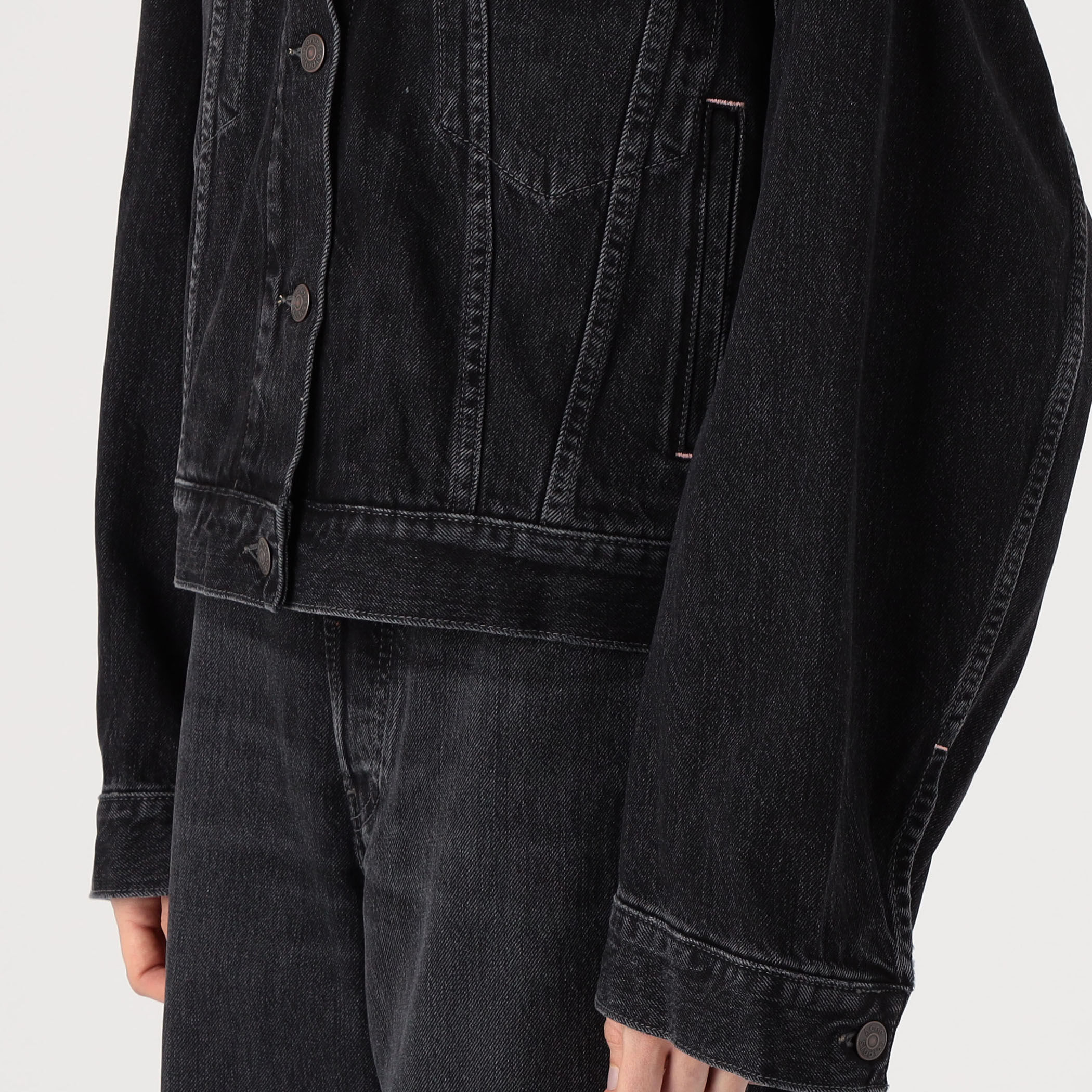 iteme831f388605e11efb53d0242ac