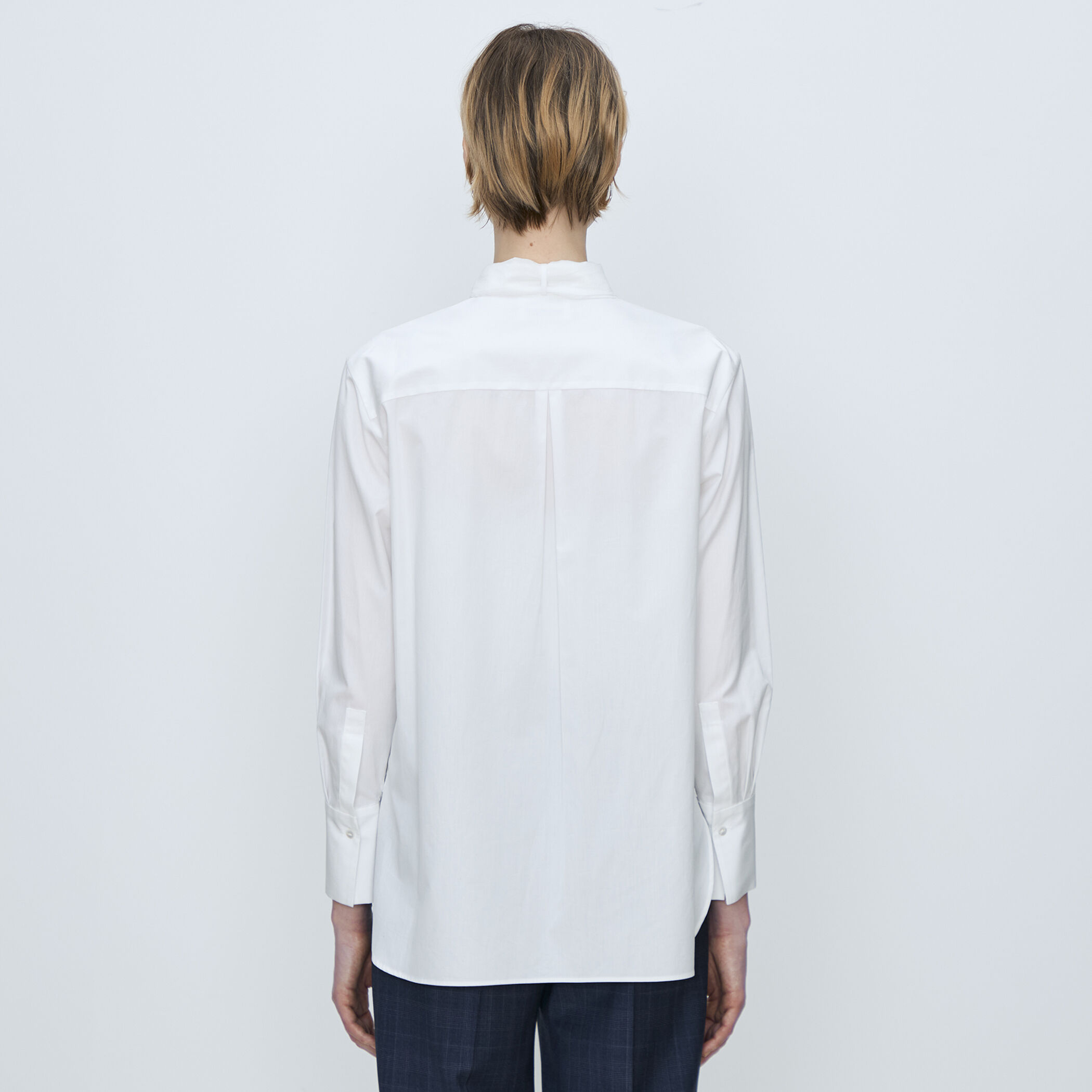 コンパクトブロード シフォンボウタイブラウス｜トゥモローランド 公式通販