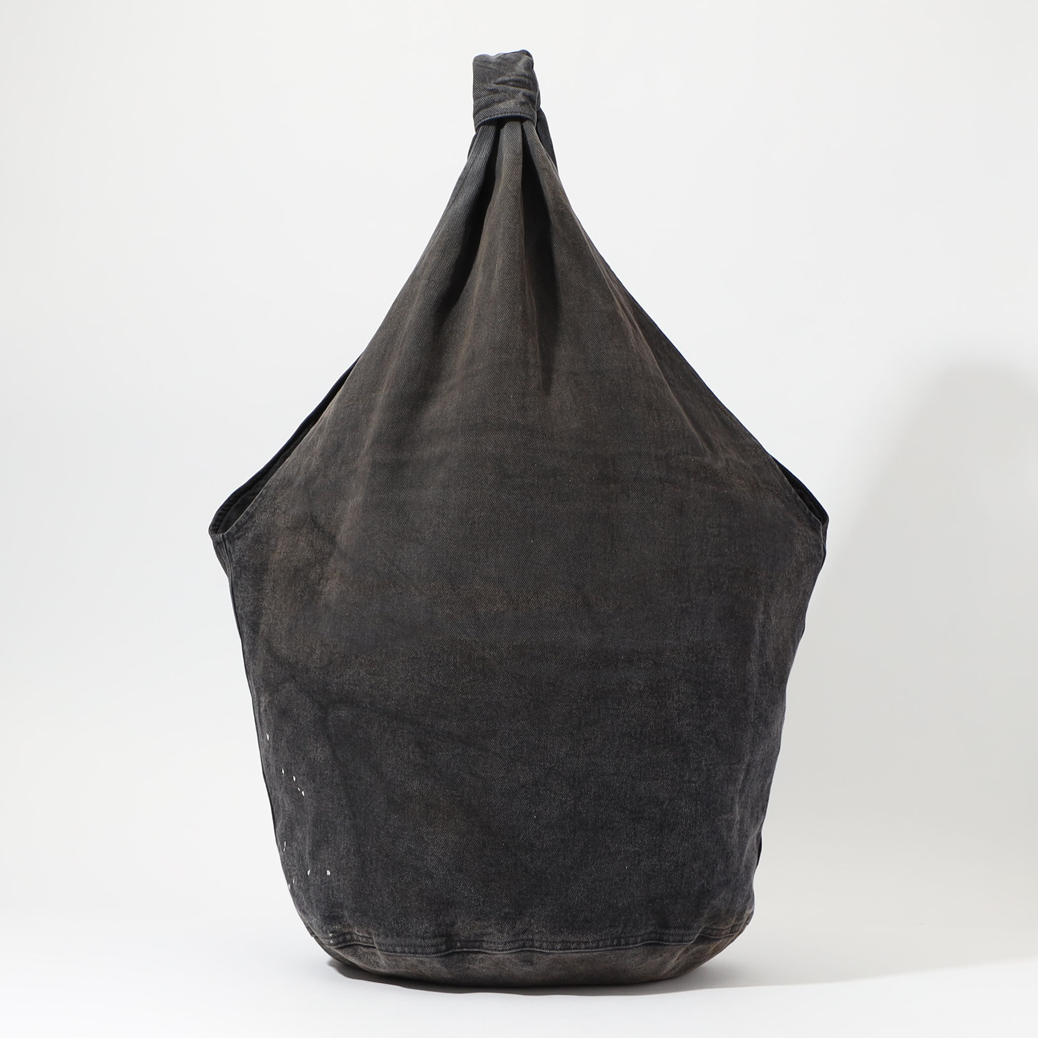 OUR LEGACY DRIP BAG Nebula wash｜トゥモローランド 公式サイト