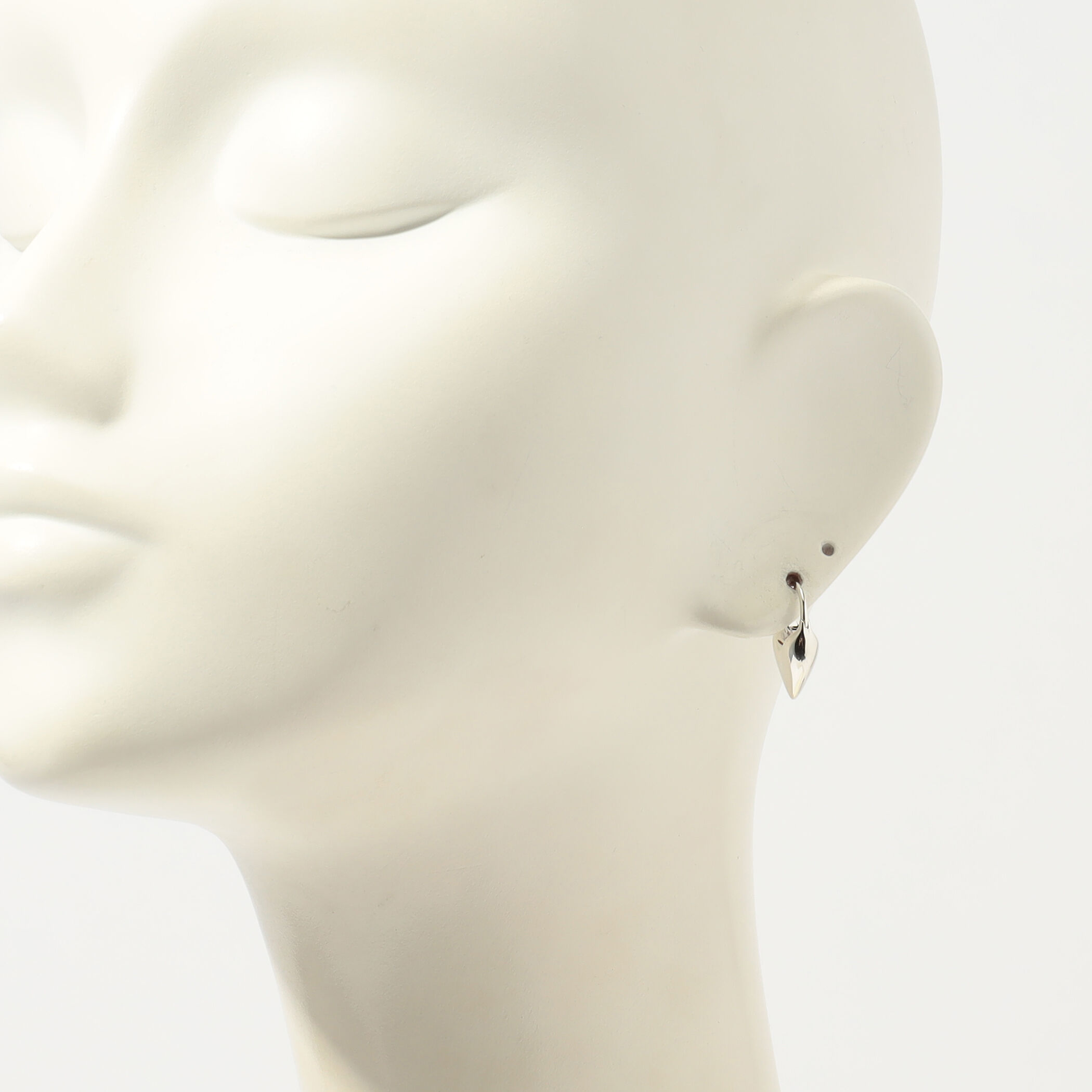 Otiumberg シルバー フープピアス Otiumberg. Roscida Heart Hoops シルバー ピアス