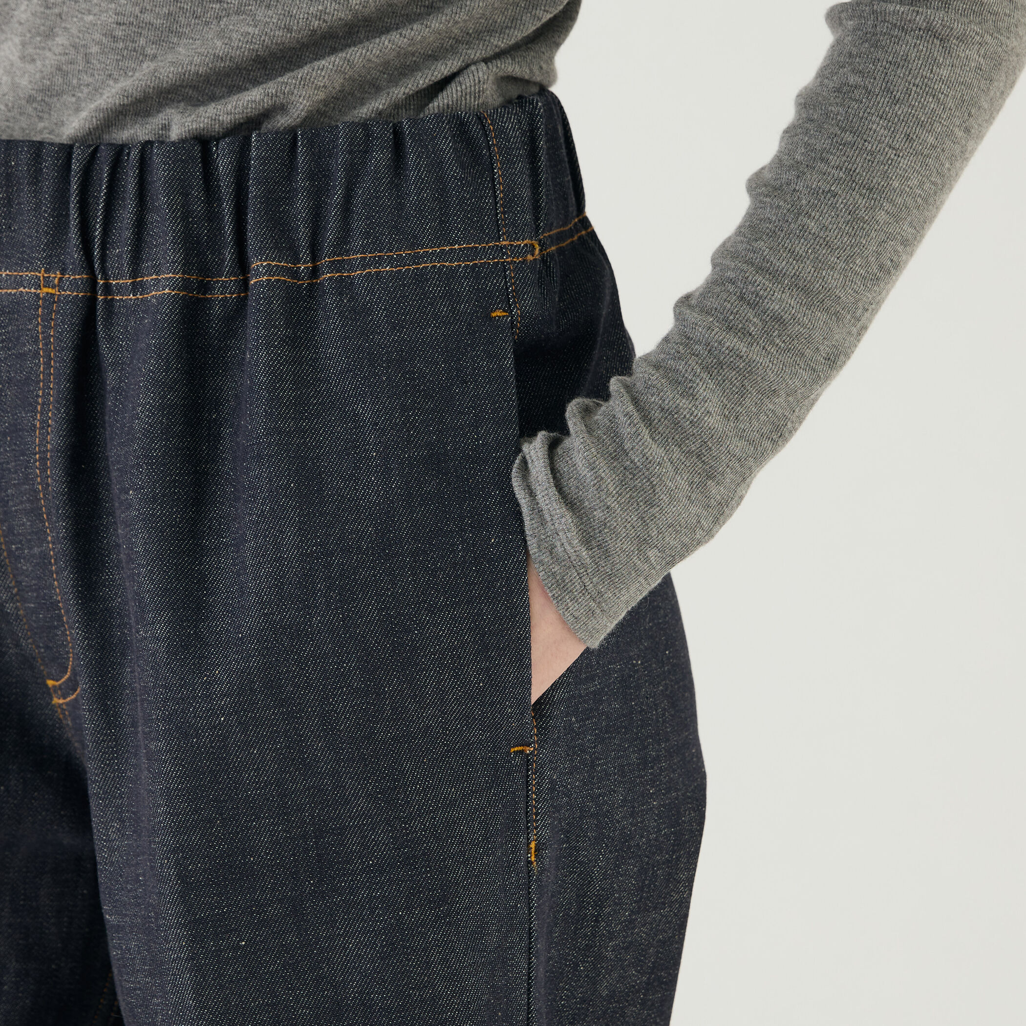 リジットデニム ワイドイージーパンツ｜トゥモローランド 公式通販