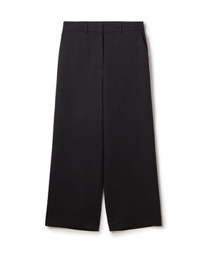 パウダリーストレッチツイル セミワイドパンツ