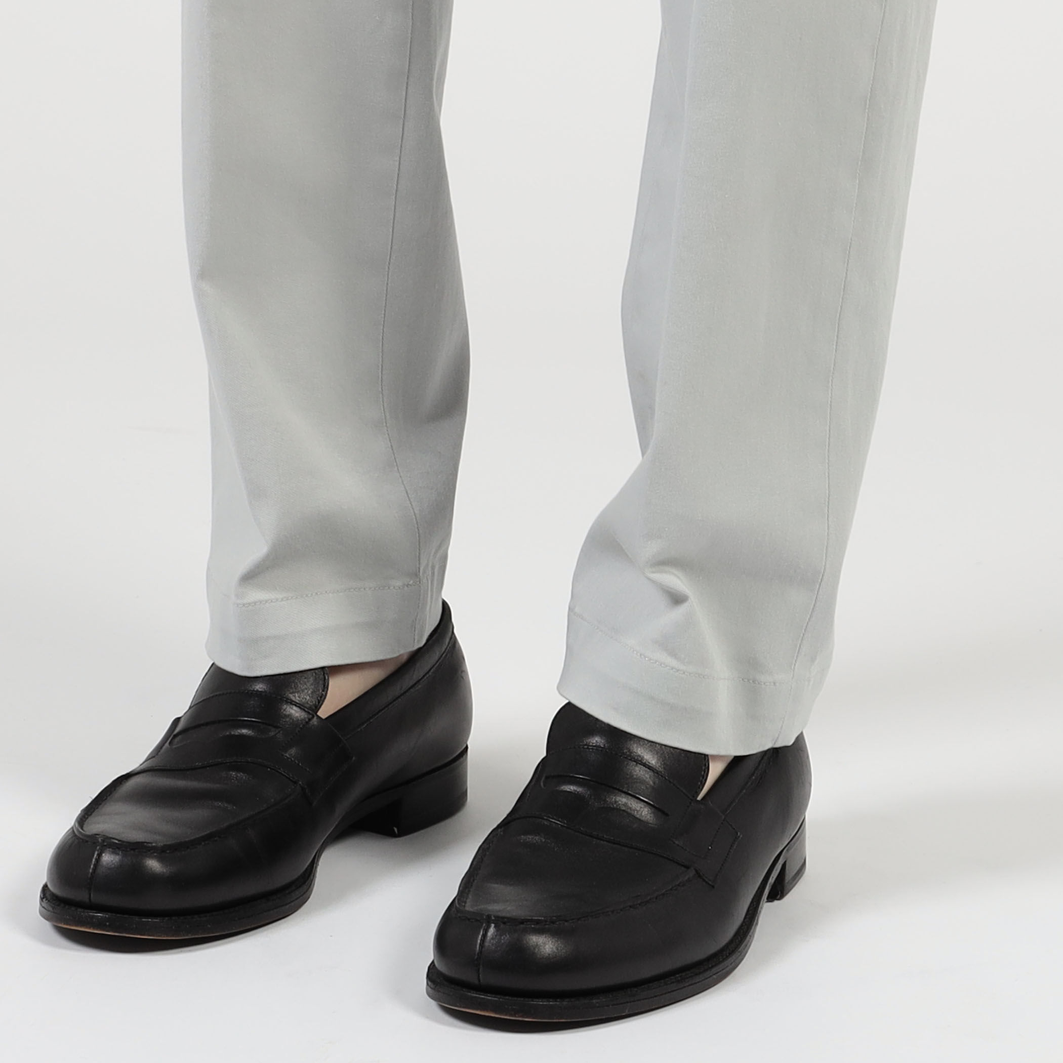トゥモローランド　グレー　ストレッチ素材　サイズ36(S) ストレッチチノ イージースラックス SONDRIO｜トゥモローランド 公式サイト