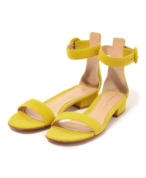 ●Gianvito Rossi フラットバックルサンダル