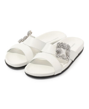 MANOLO BLAHNIK CHILANGHI ビジューサンダル