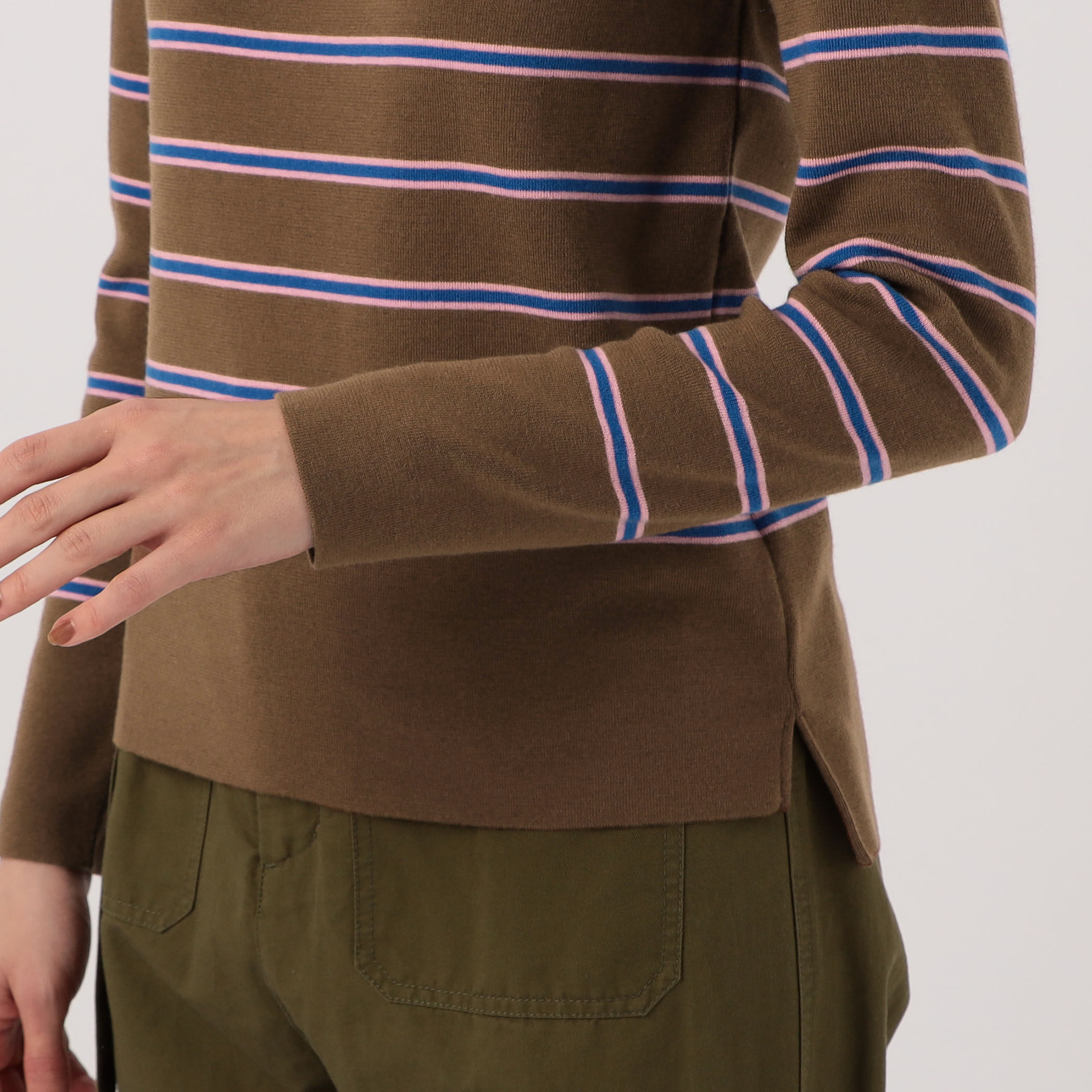 ウールナイロンボーダー ボートネックプルオーバー｜トゥモローランド