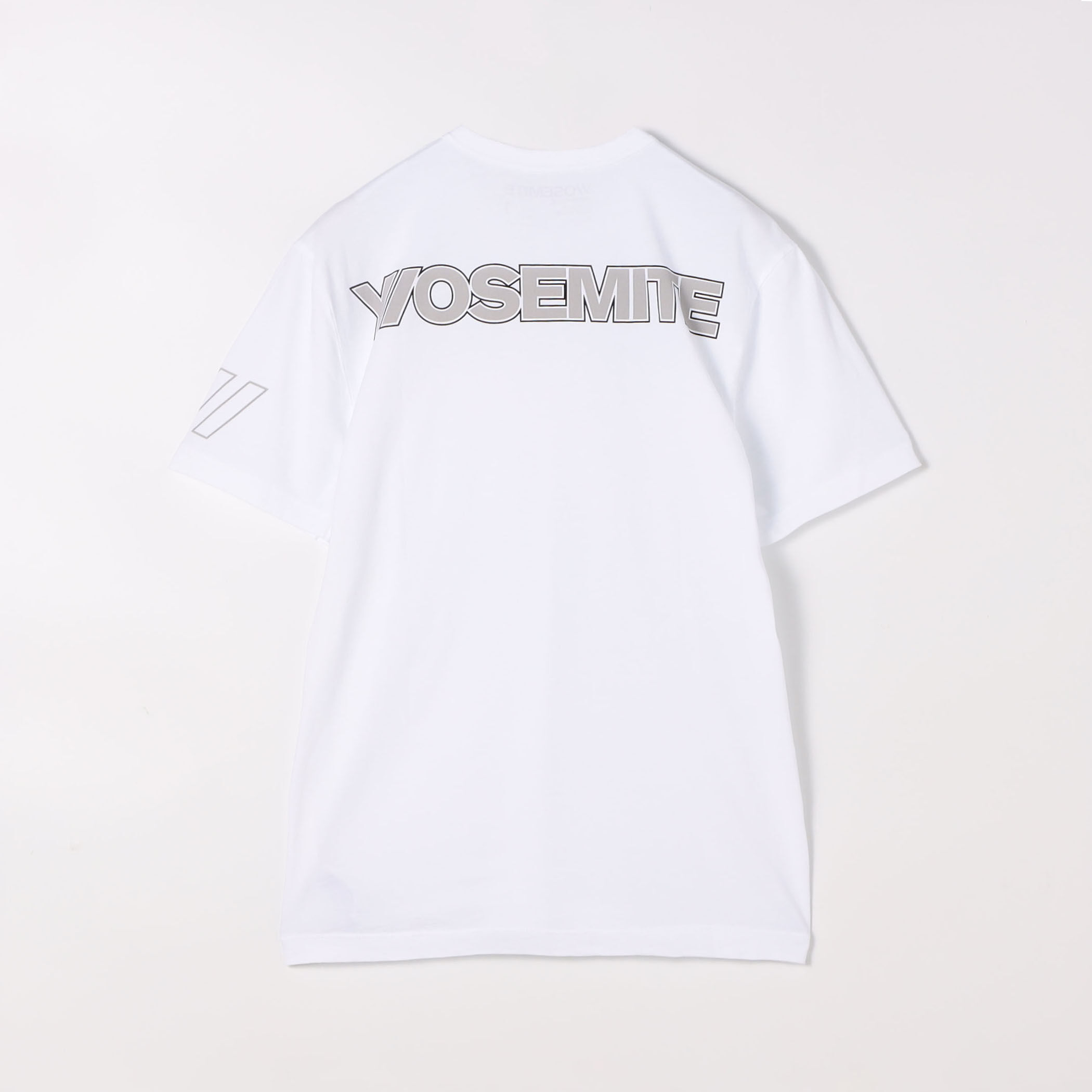 YOSEMITEロゴプリント ポケット付きTシャツ MLJ3282KR｜トゥモローランド 公式通販