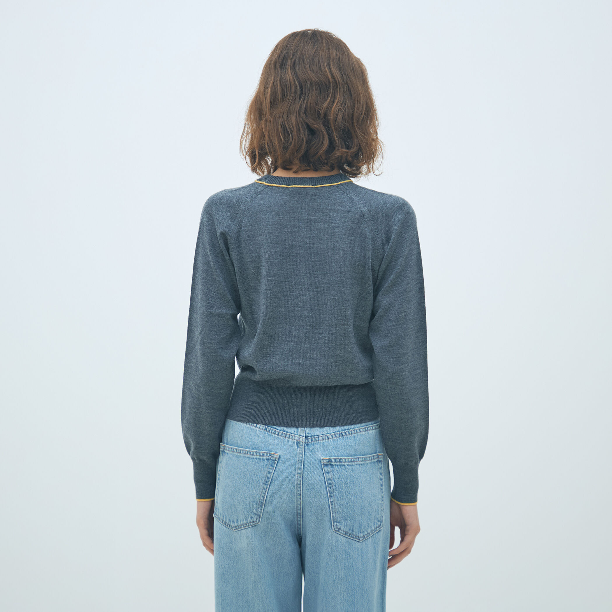 プレーンウール クルーネックプルオーバー｜トゥモローランド 公式通販