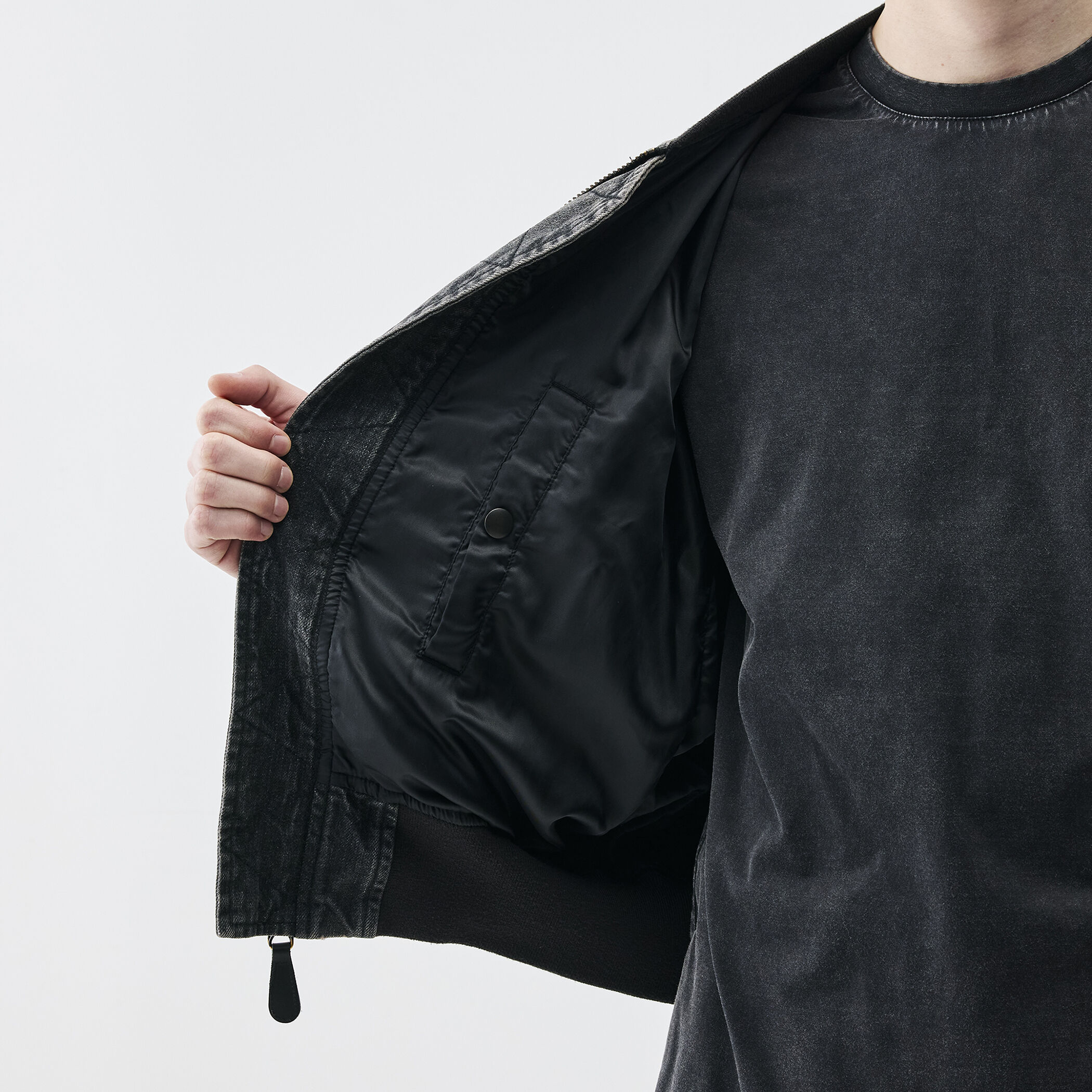 ブラックデニム MA-1ジャケット｜トゥモローランド 公式通販