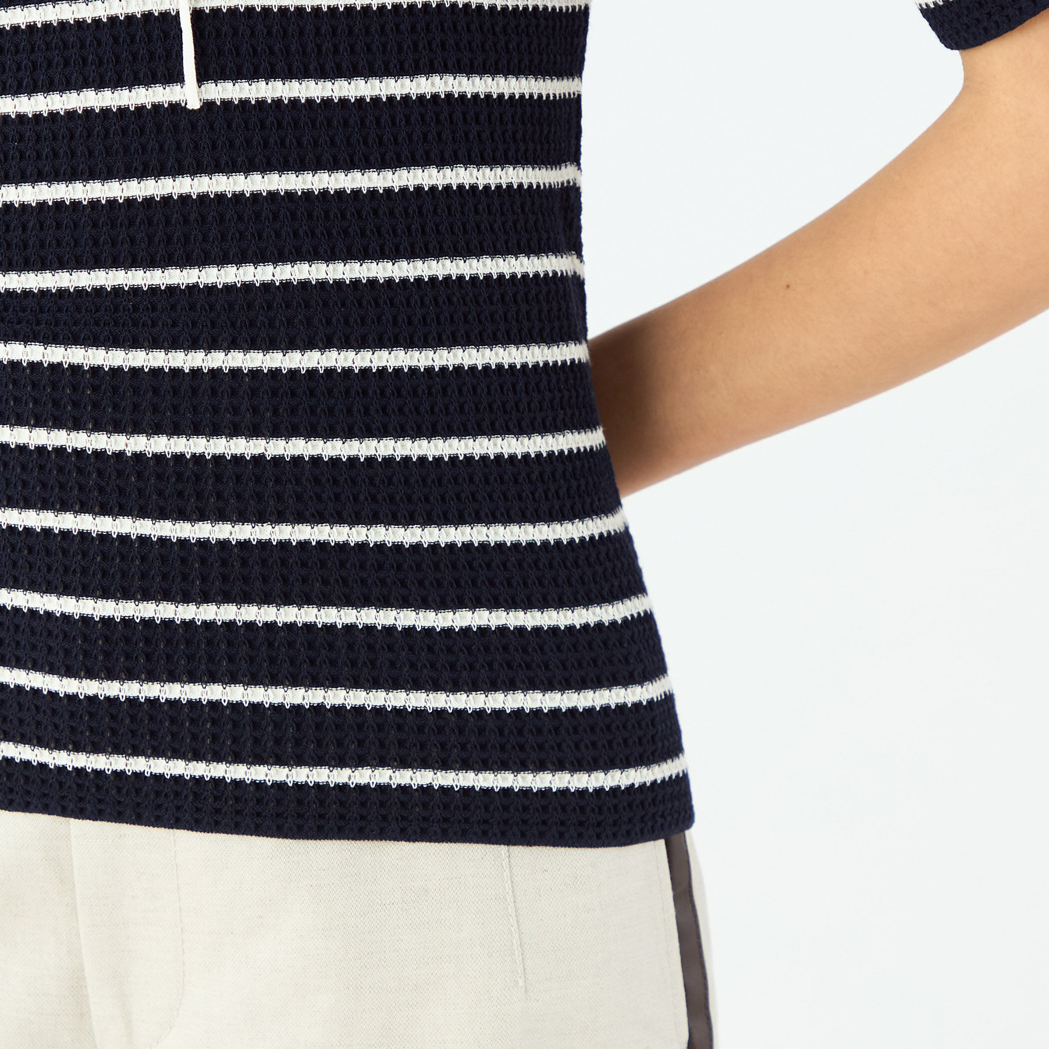 マリンボーダー レースアッププルオーバー｜トゥモローランド 公式通販