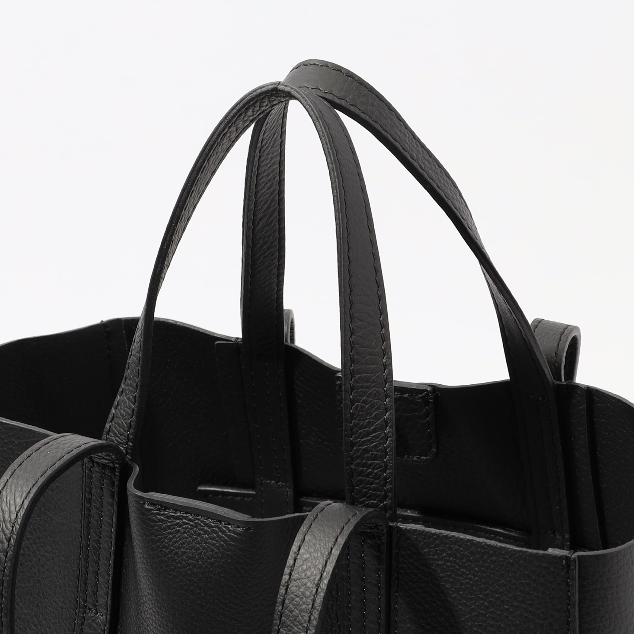 GIANNI CHIARINI SUPERLIGHT レザートートバッグ｜トゥモローランド