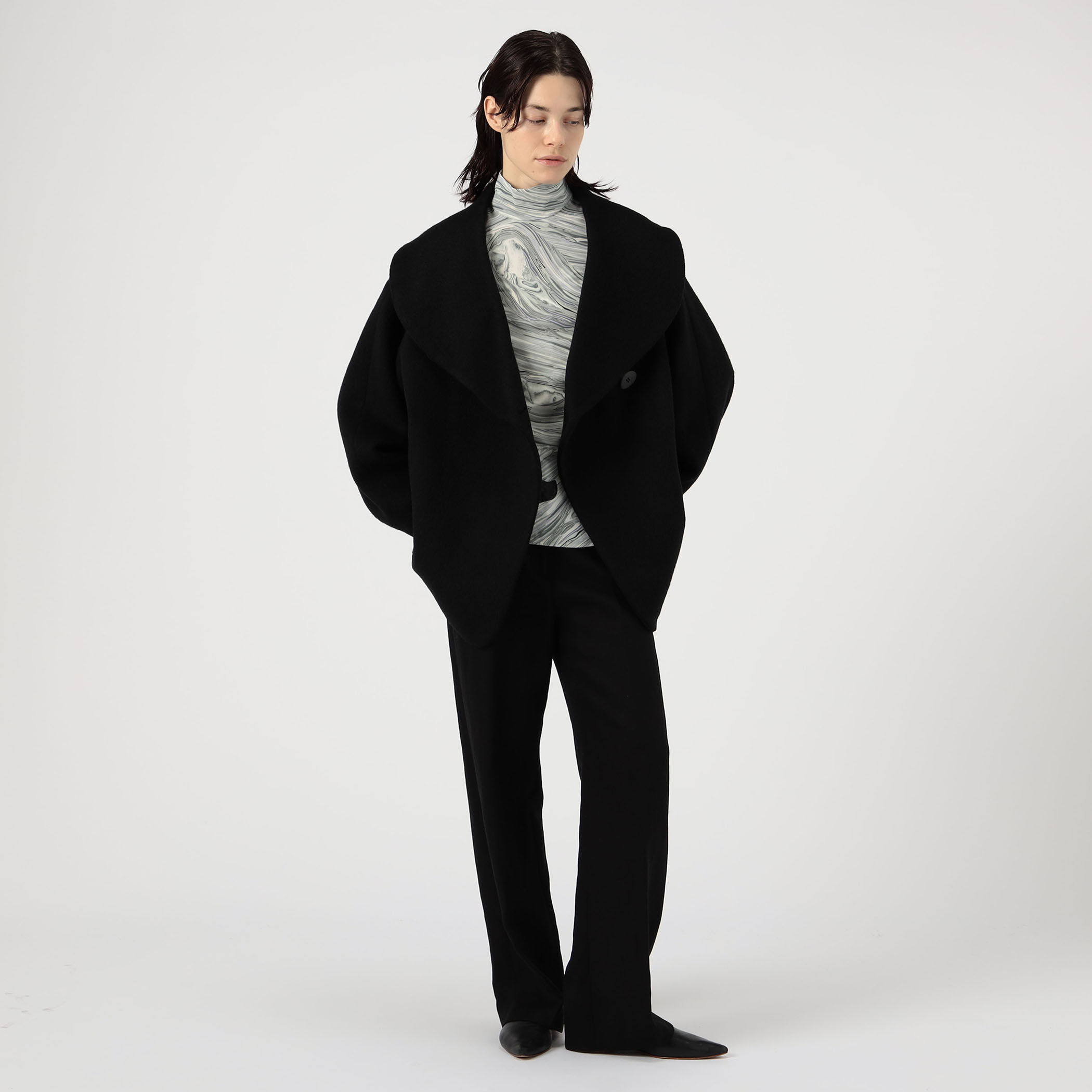 Mame Kurogouchi Wool Arupaka Shawl Collar Short Cort