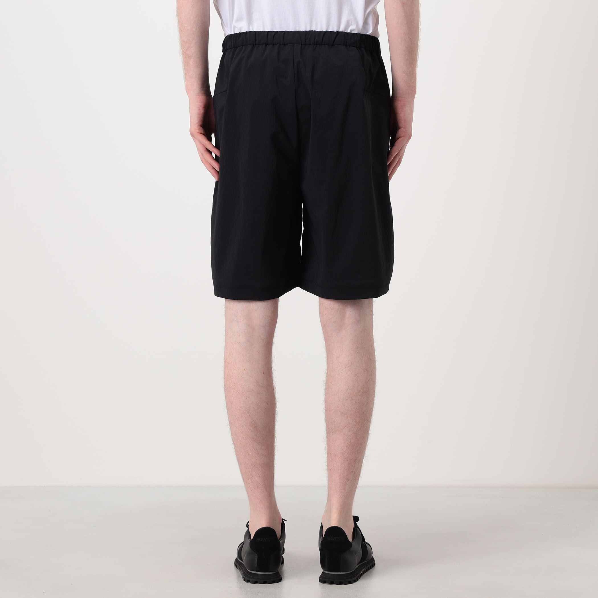 TEATORA WALLET SHORTS RESORT DR｜トゥモローランド 公式サイト