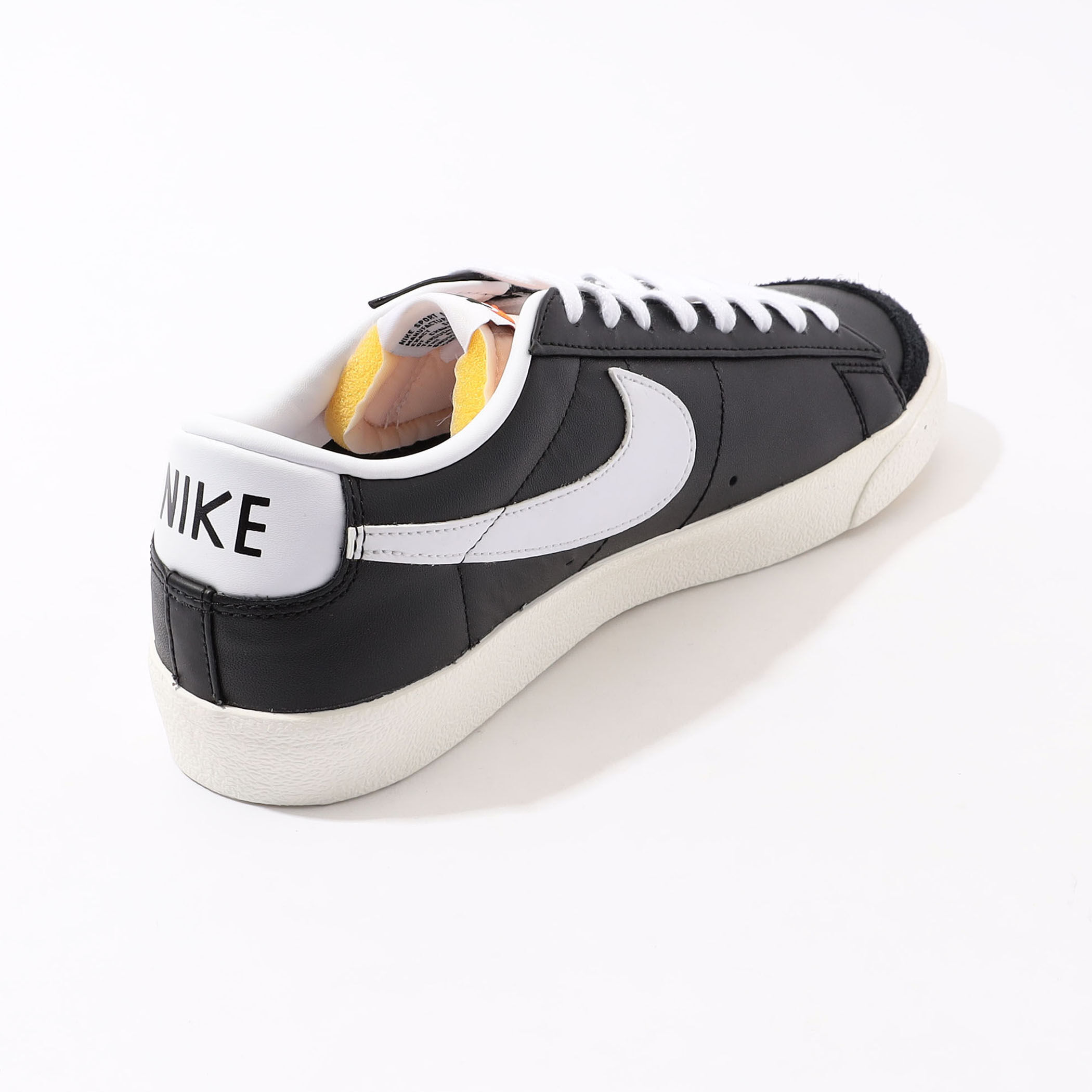 Nike BLAZER LOW 77 VINTAGE スニーカー｜トゥモローランド 公式通販