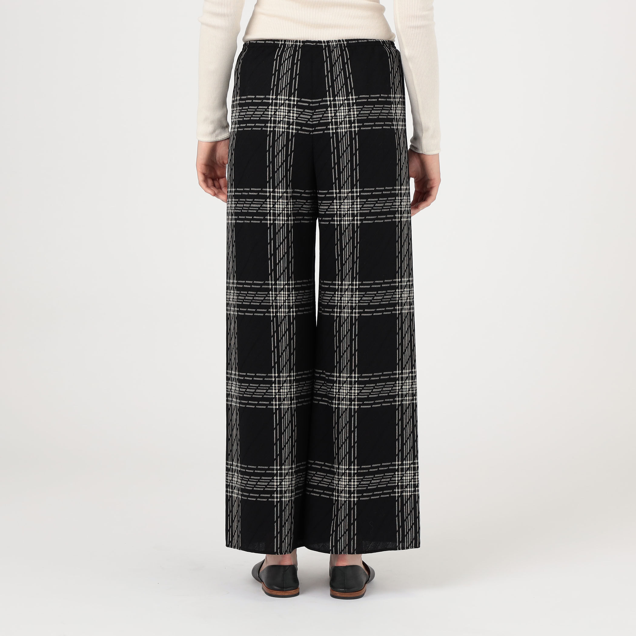 item0612097686d611f0b88c0242ac