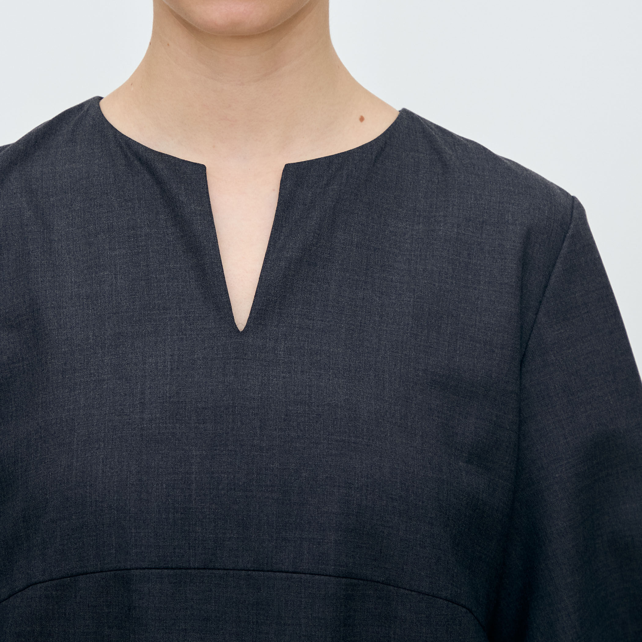 スーパーウールウィーブ ハイウエストIラインワンピース