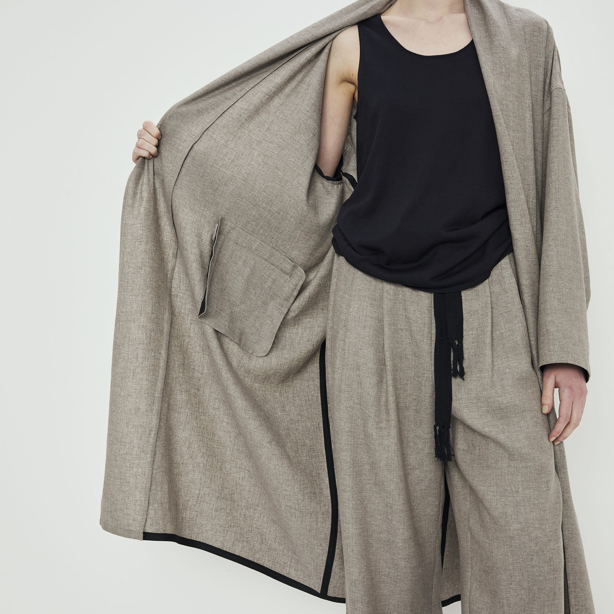【高級オーガニックリネン】EILEEN FISHER ショールカラーテーラード 高級オーガニックリネン】EILEEN FISHER ショールカラーテーラード